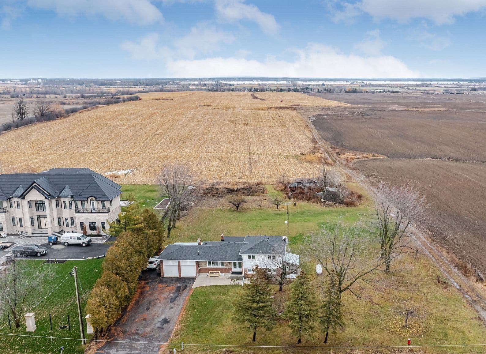 12753 Centreville Creek Road E, Caledon, ON L7C 3B7