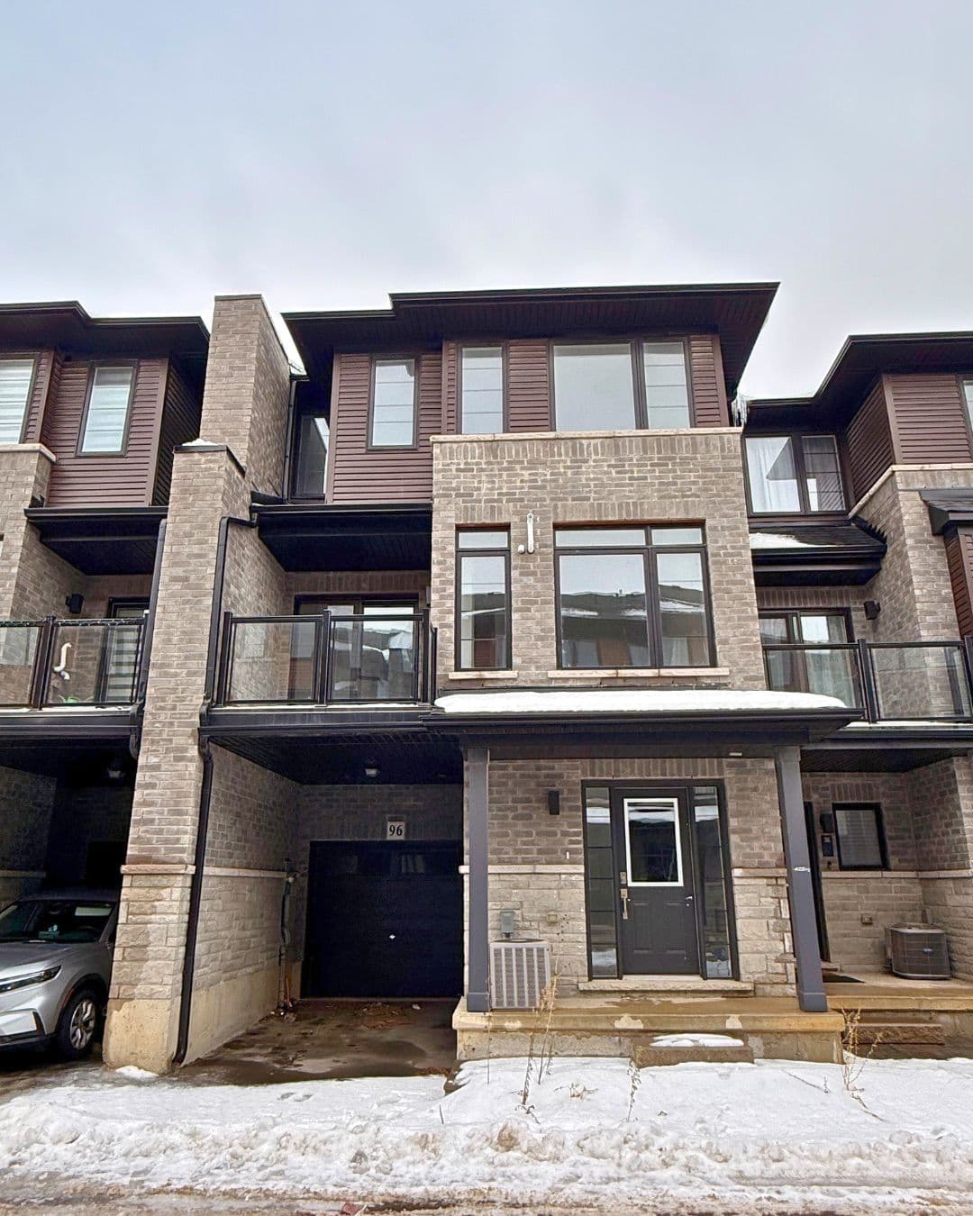 461 BLACKBURN Drive 96, Brantford, ON N3T 0W9