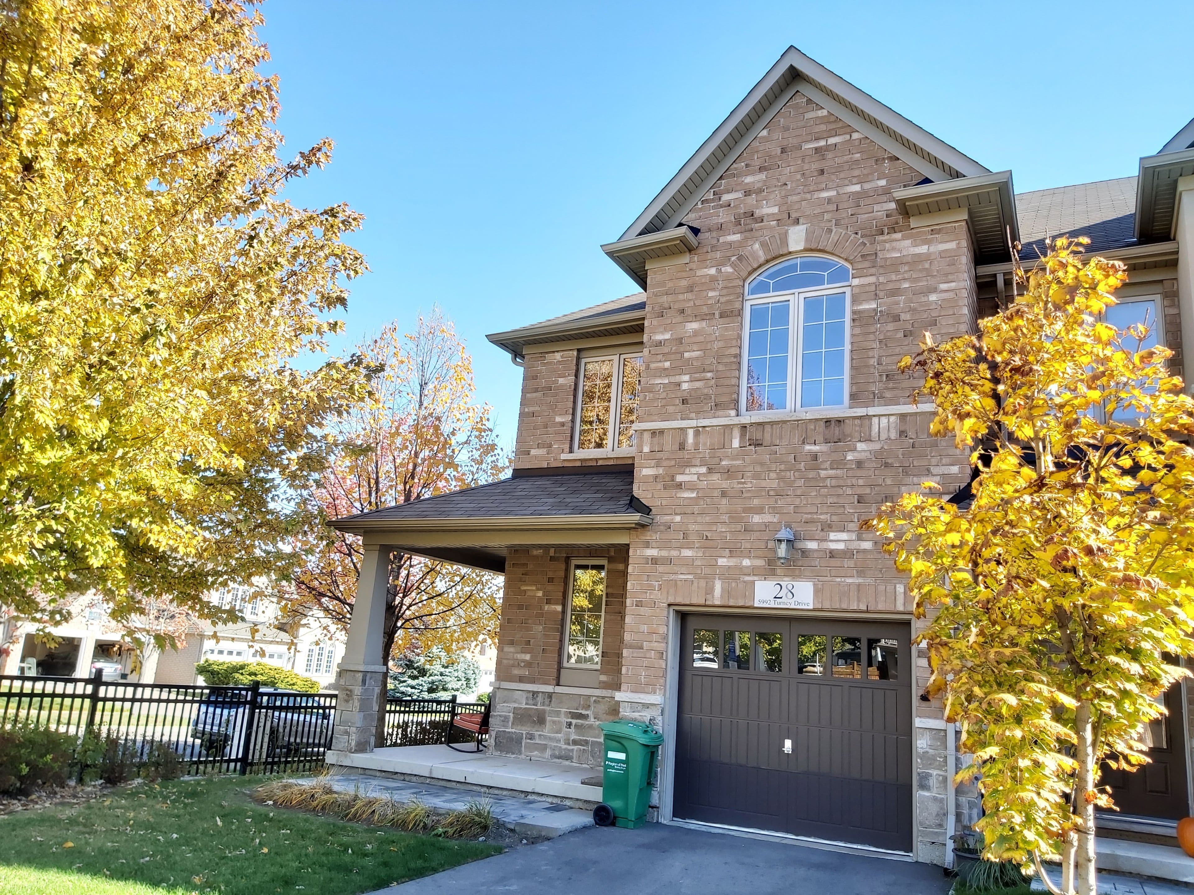 5992 Turney Drive 28, Mississauga, ON L5M 0S5