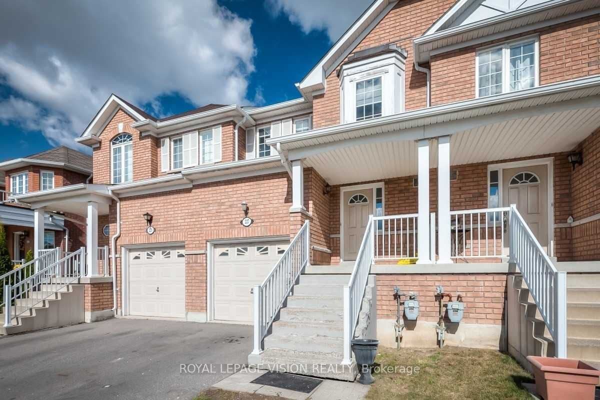 227 Stonebriar Drive, Vaughan, ON L6A 4A3