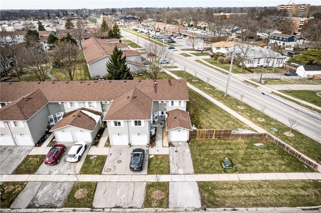 201 DORCHESTER Boulevard 101, St. Catharines, ON L2M 7W1