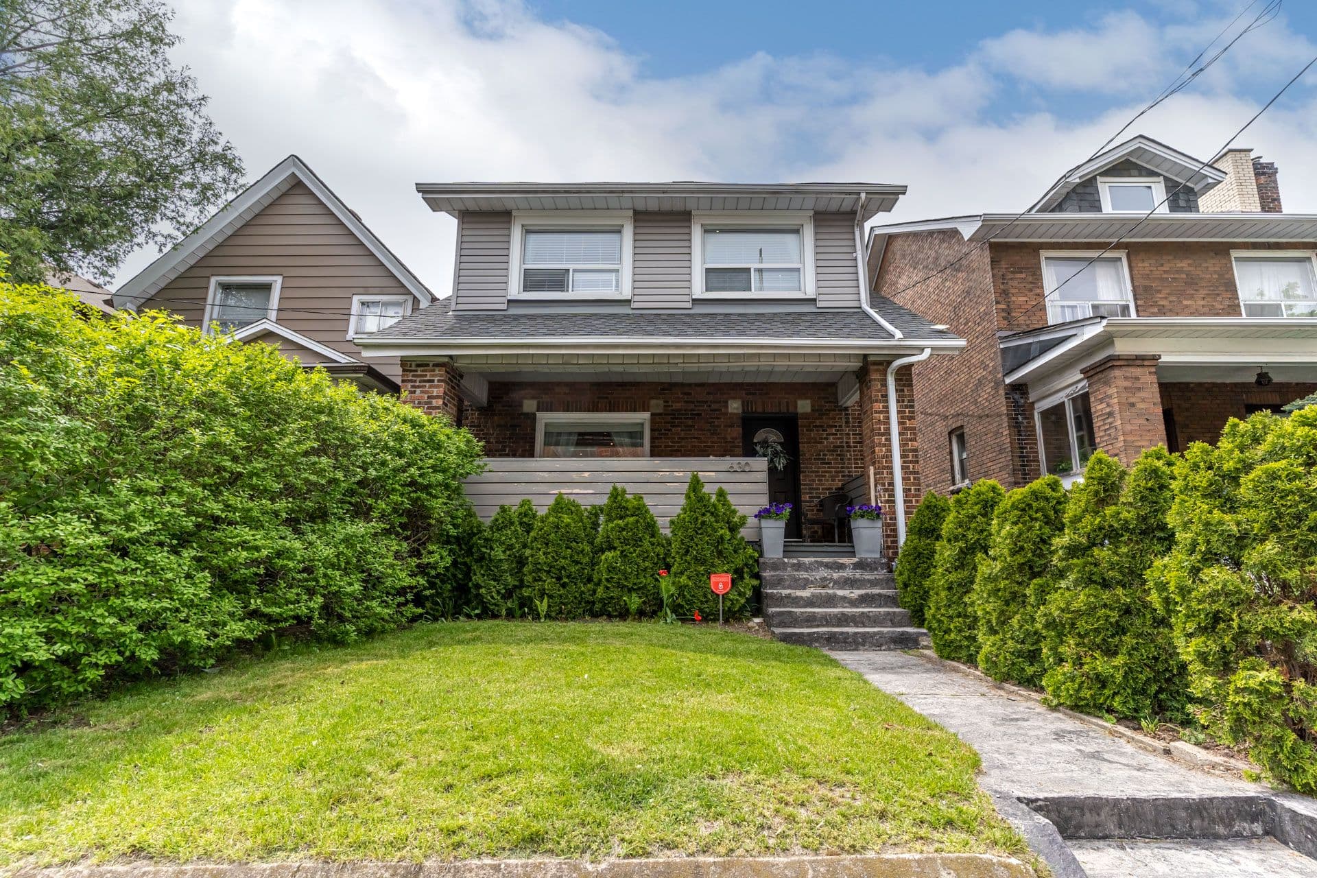 630 Runnymede Road, Toronto W02, ON M6S 3A2