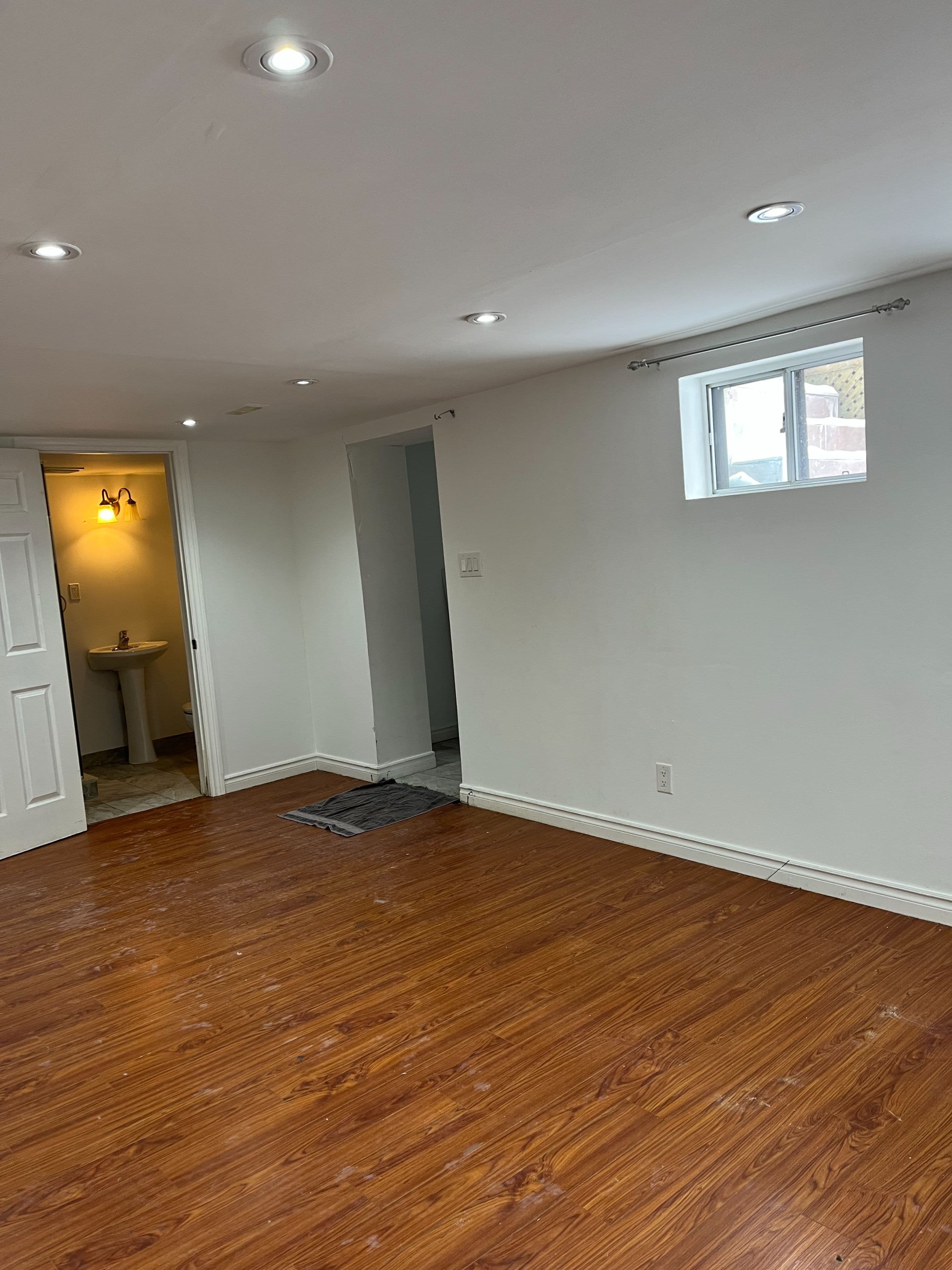 11 Flerimac Road Bsmt, Toronto E10, ON M1E 4B1