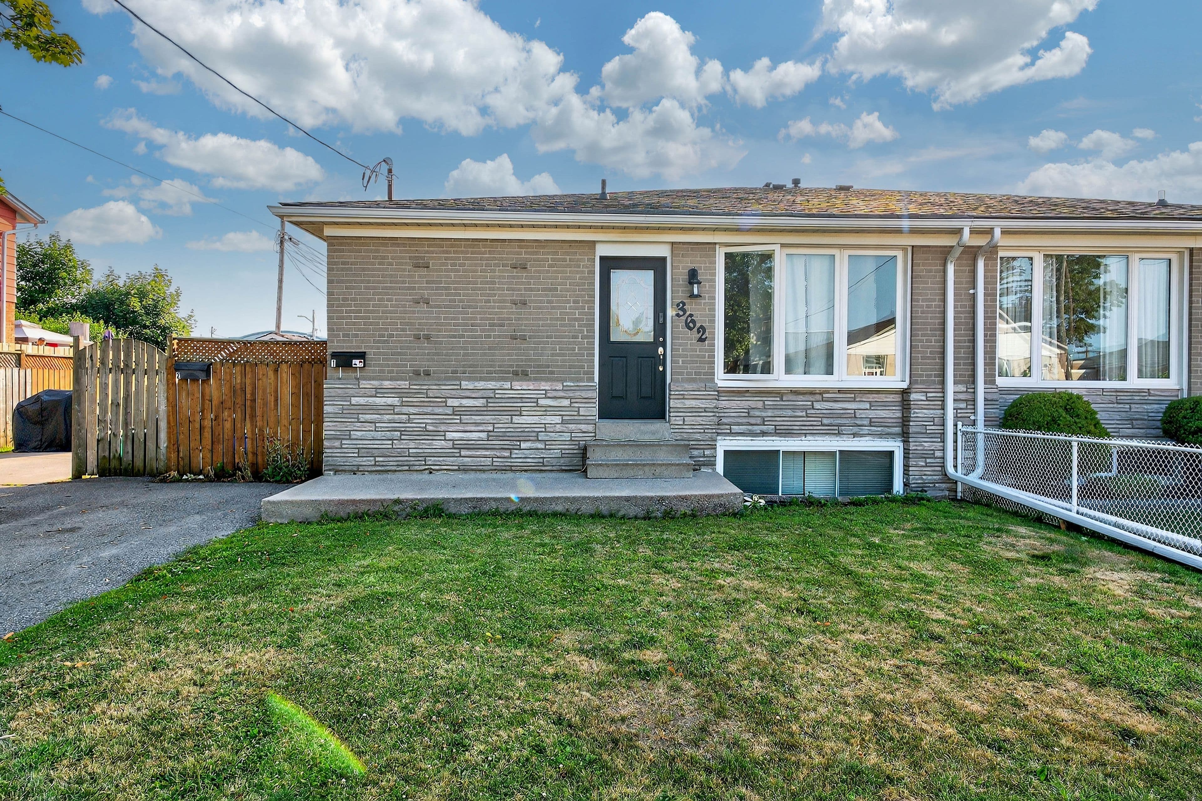 362 Rosedale Drive Upper, Whitby, ON L1N 1Z4