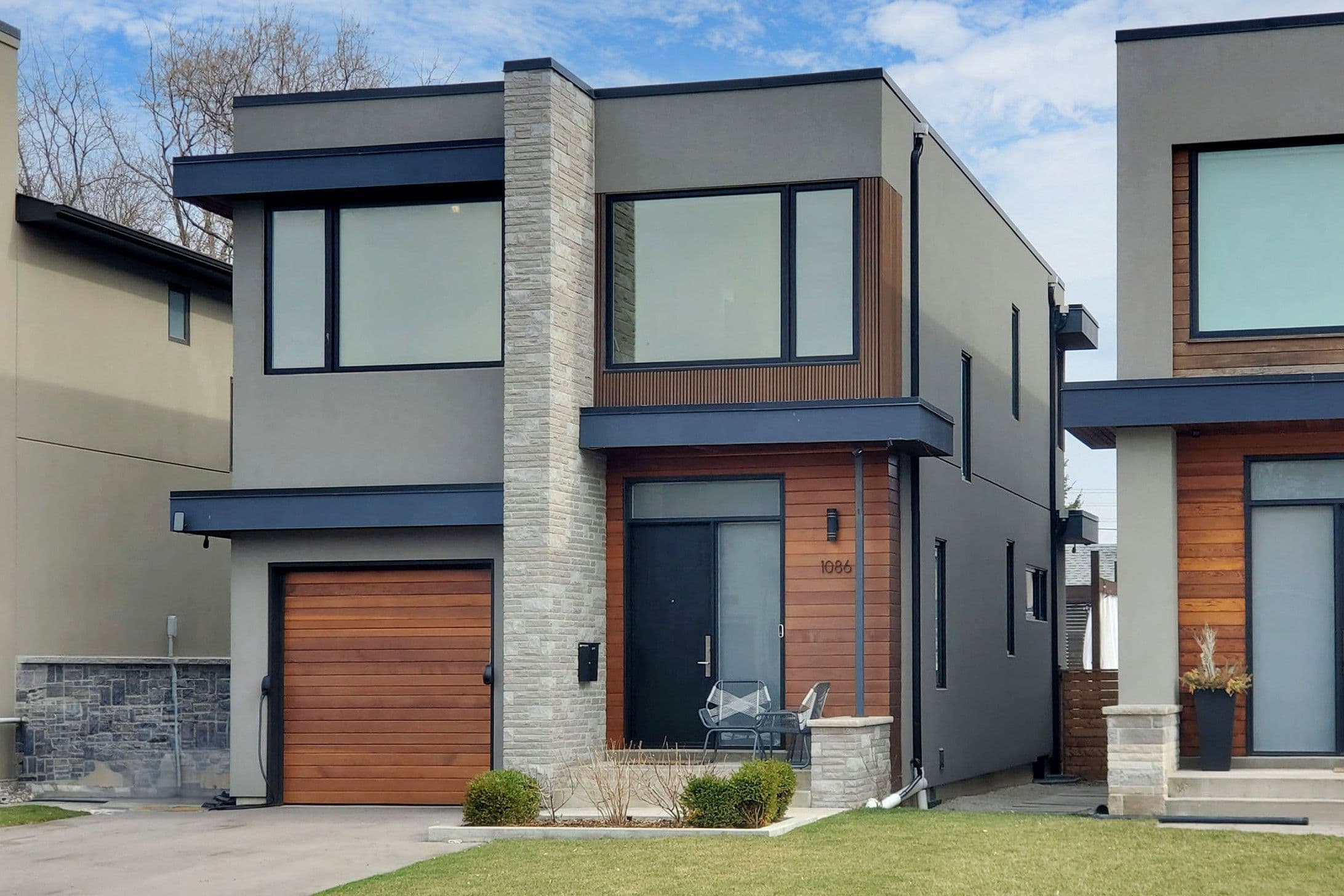 1086 Gardner Avenue, Mississauga, ON L5E 1B7