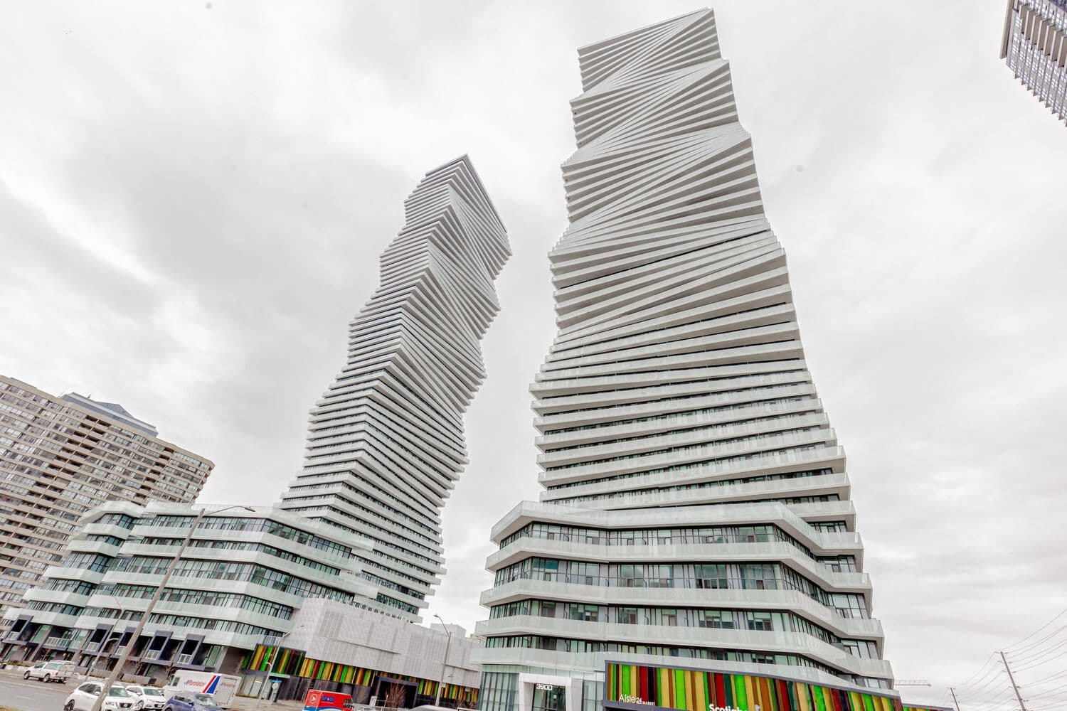 3900 Confederation Parkway 4003, Mississauga, ON L5B 0M3