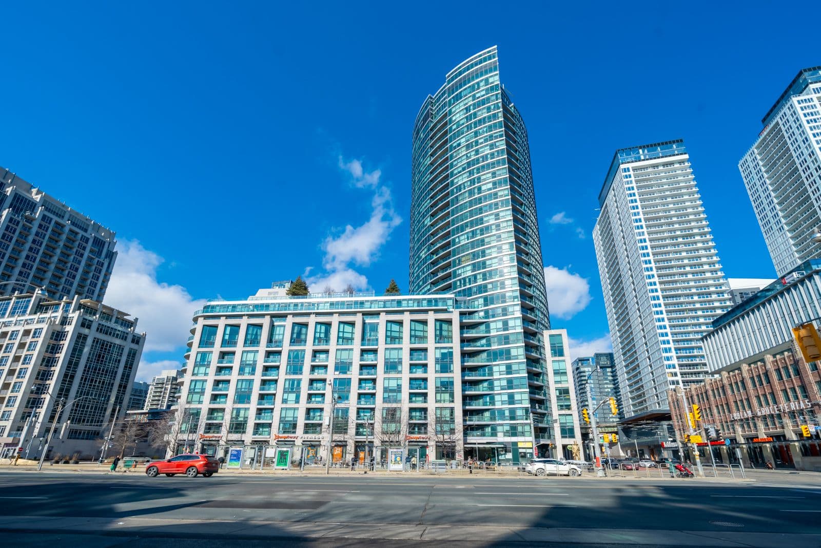 600 Fleet Street 428, Toronto C01, ON M5V 1B7