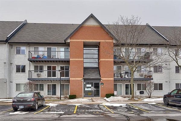1450 GLEN ABBEY Gate 1112, Oakville, ON L6M 2V7