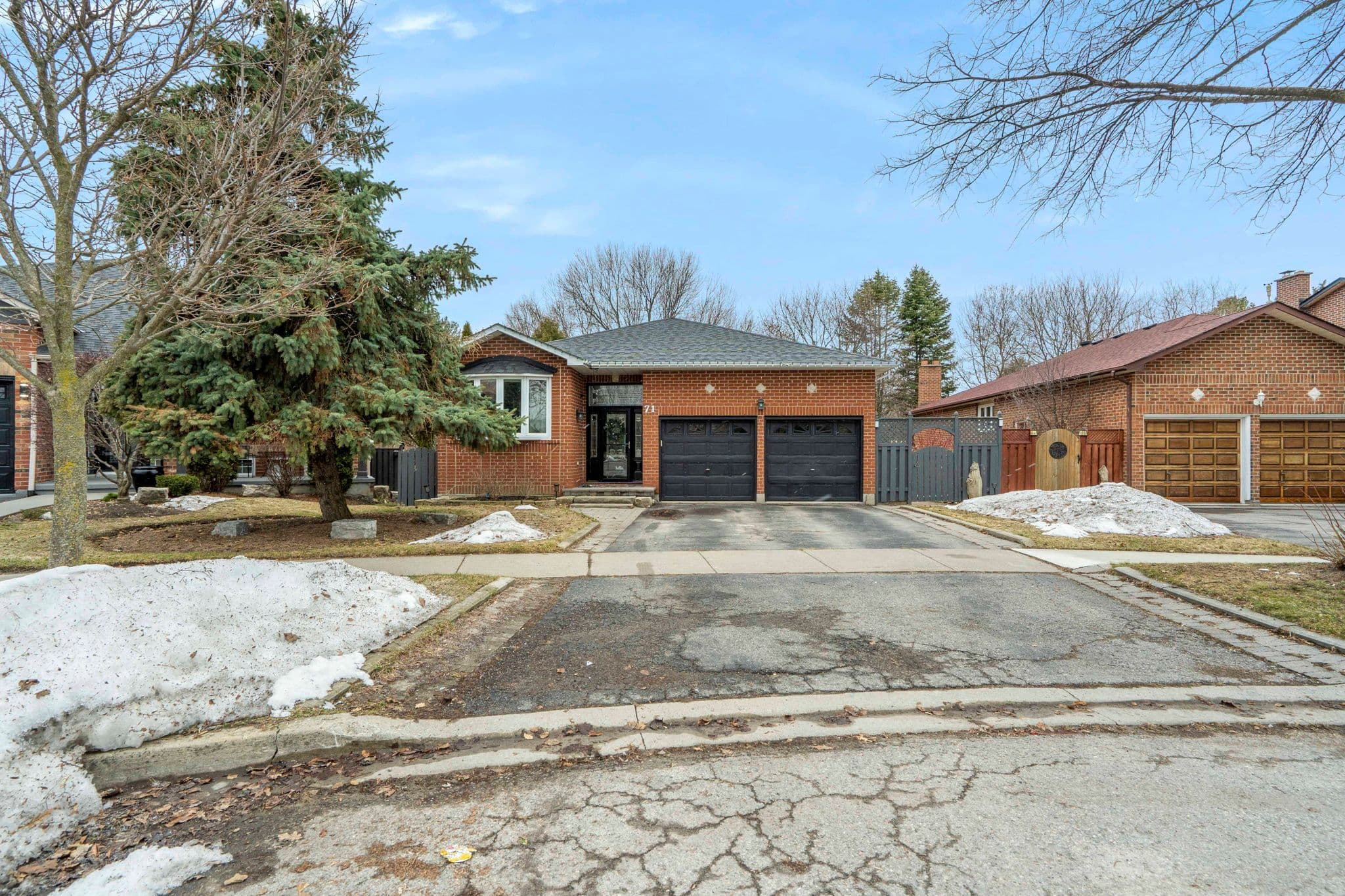 71 Inglewood Place Basement, Whitby, ON L1N 8Z8