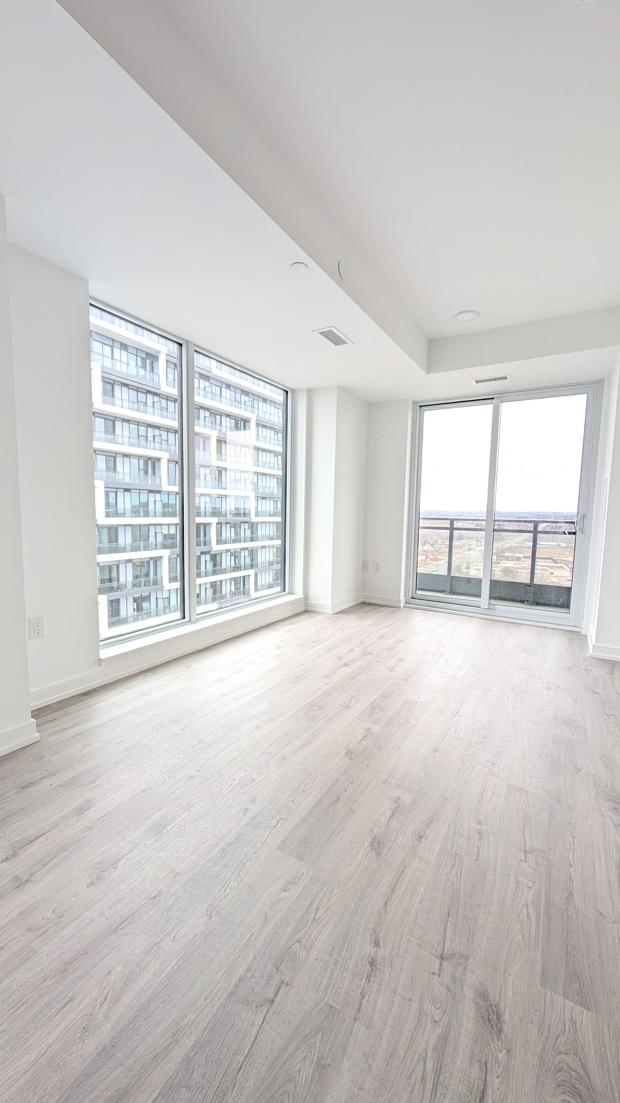 9751 Markham Road 2011, Markham, ON L6E 0W3