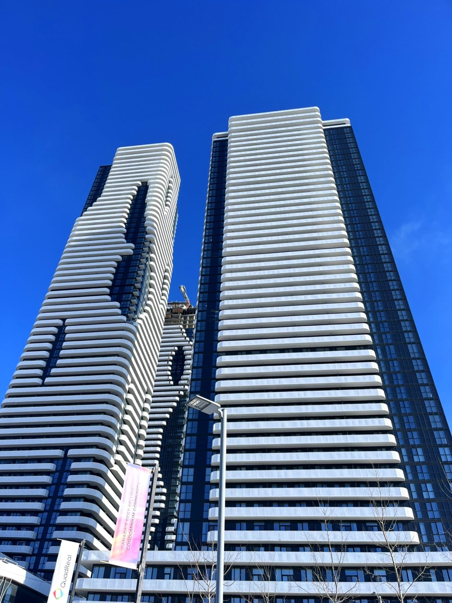 195 Commerce Street 1709, Vaughan, ON L4K 0P9