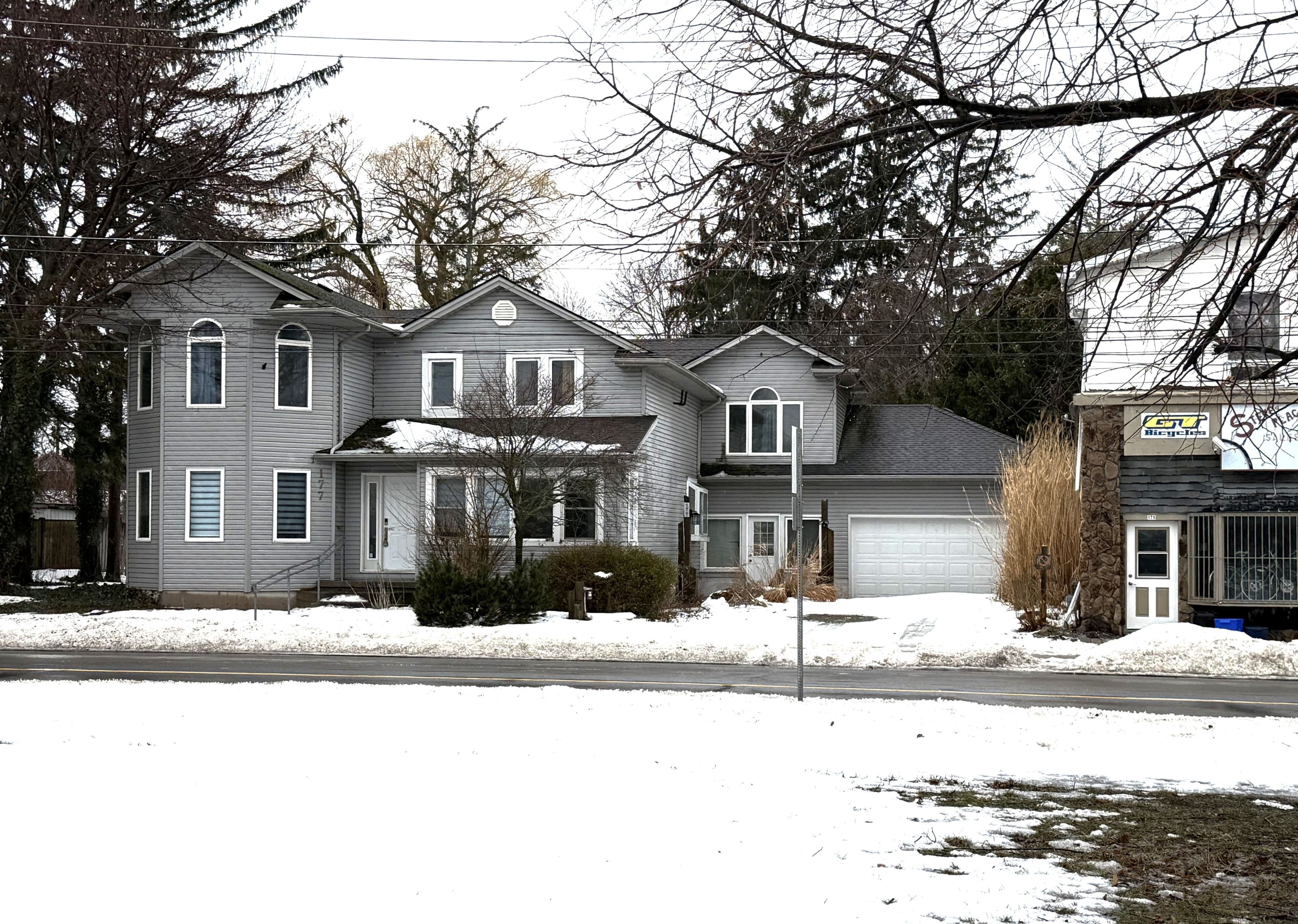 177 Niagara Boulevard, Fort Erie, ON L2A 3G7