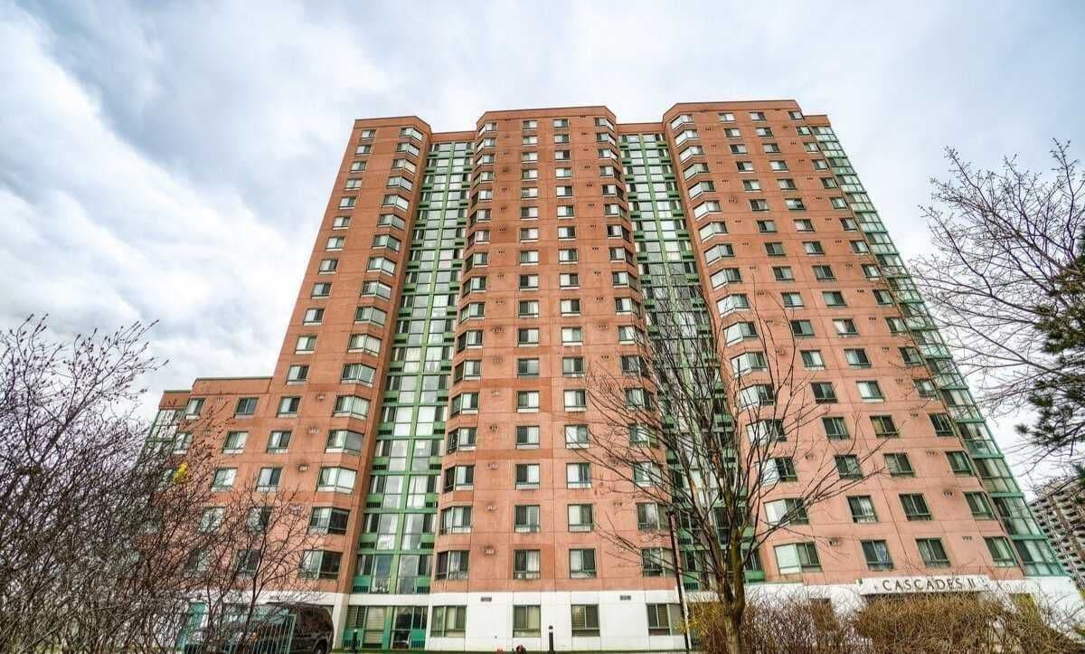 41 Markbrook Lane 411, Toronto W10, ON M9V 5E6