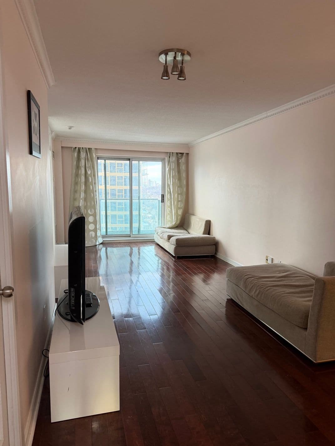 8 Park Road 2802, Toronto C09, ON M4W 3S5