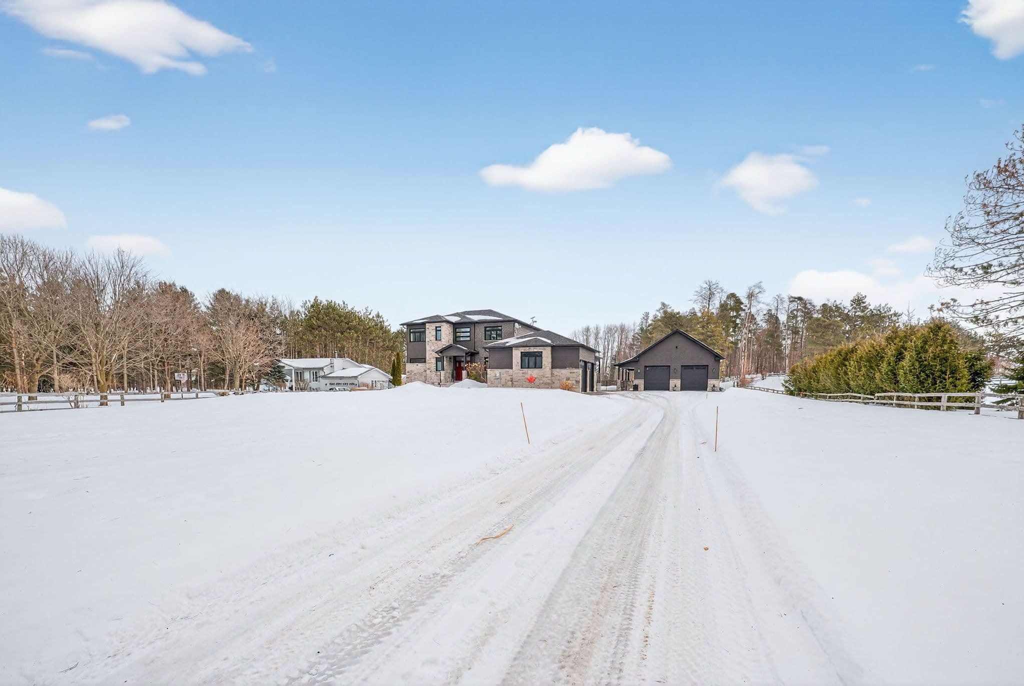 7801 5th Line, Essa, ON L3W 0S7