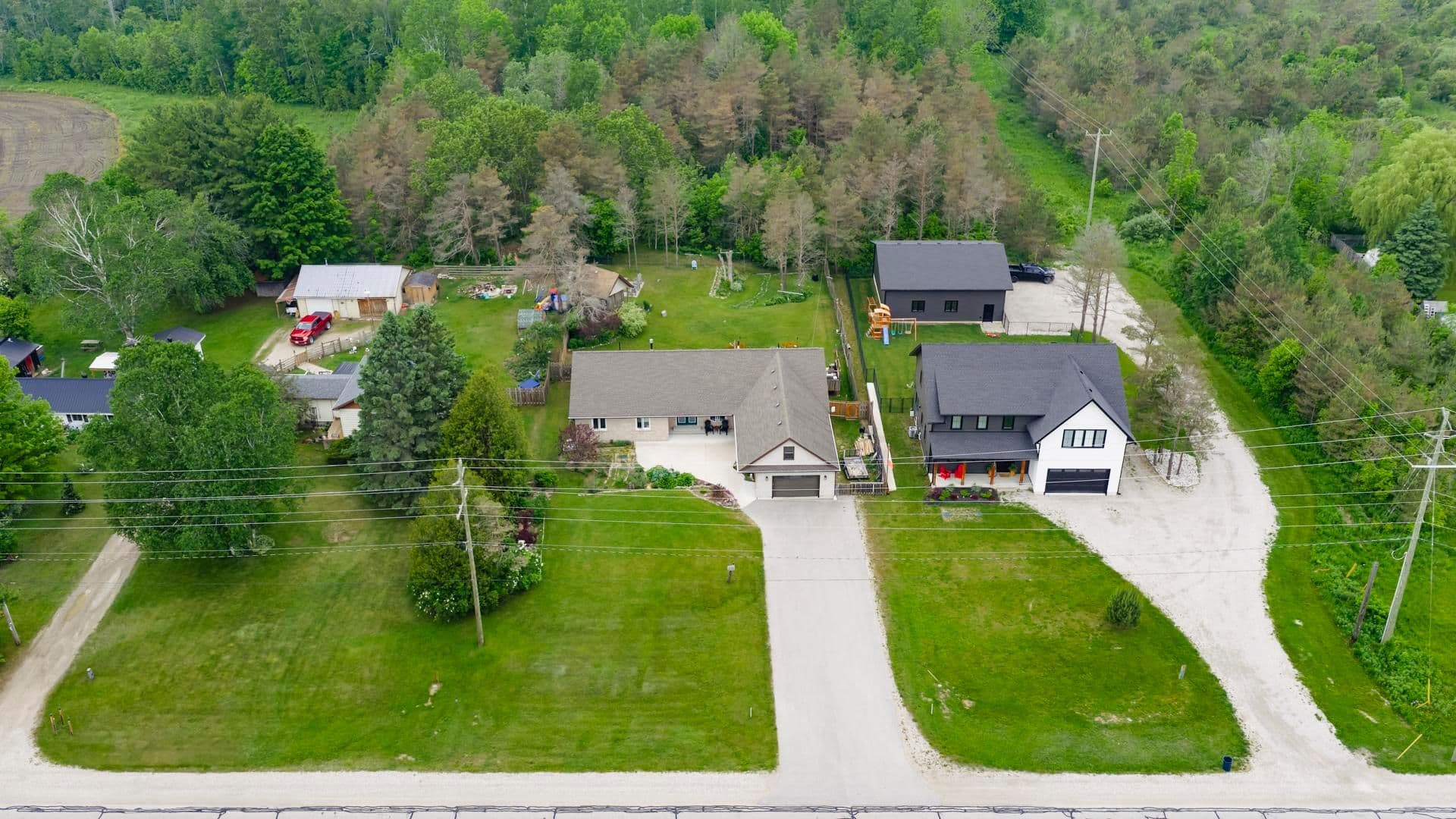 236 Bruce Street, South Bruce Peninsula, ON N0H 2T0