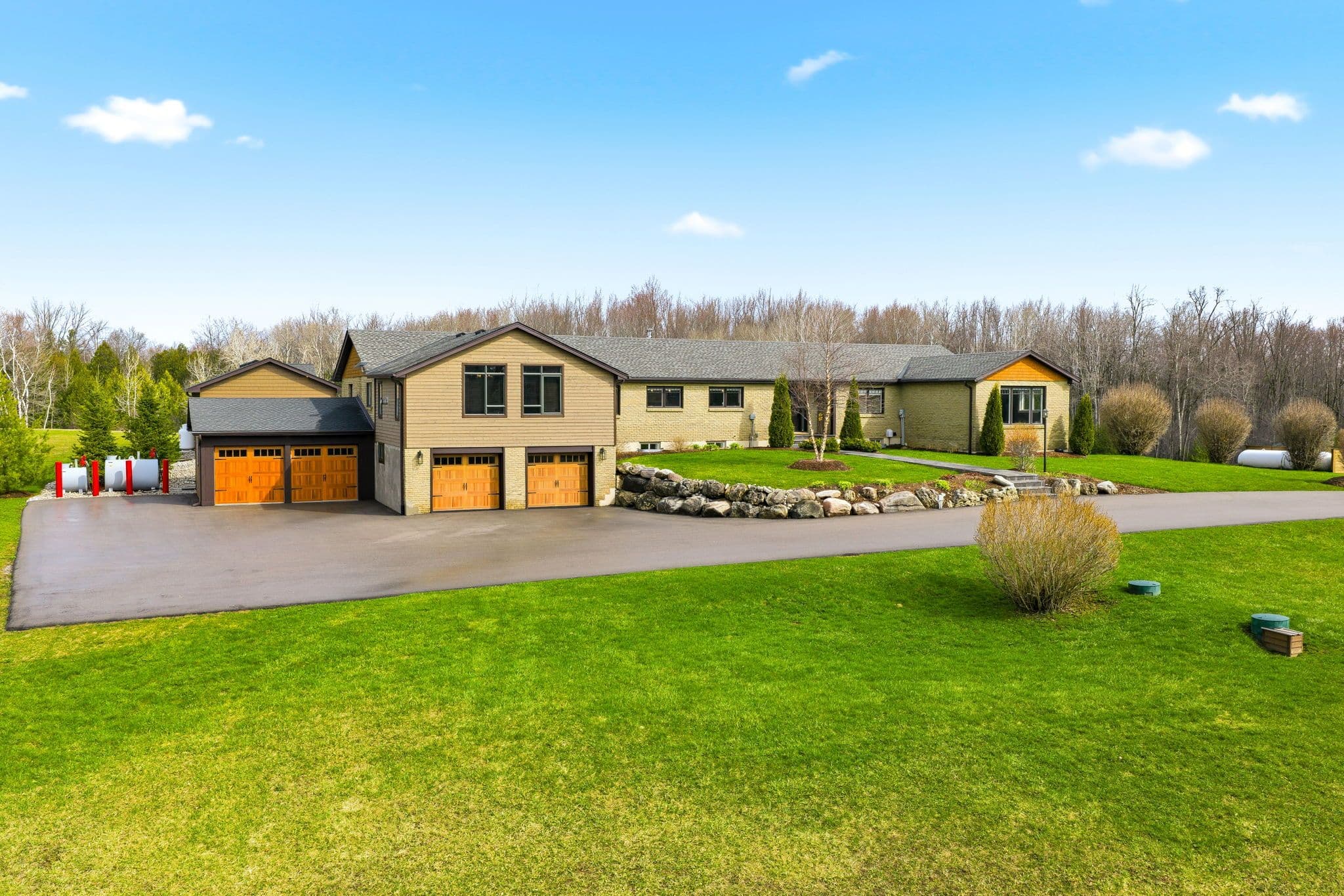 1371 10th Concession Road W, Hamilton, ON N0B 2J0