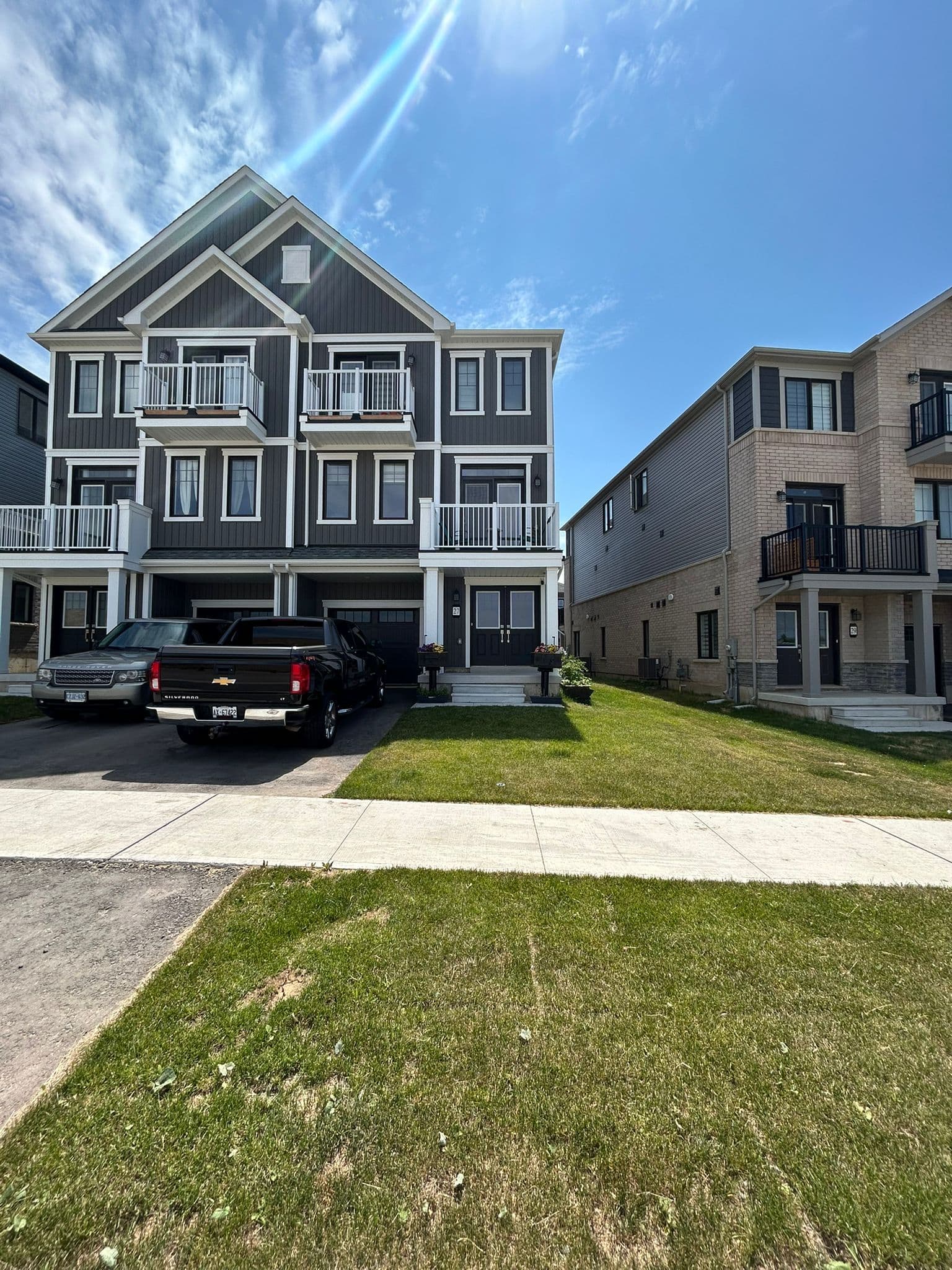 27 Central Market Drive, Haldimand, ON N3W 0J3