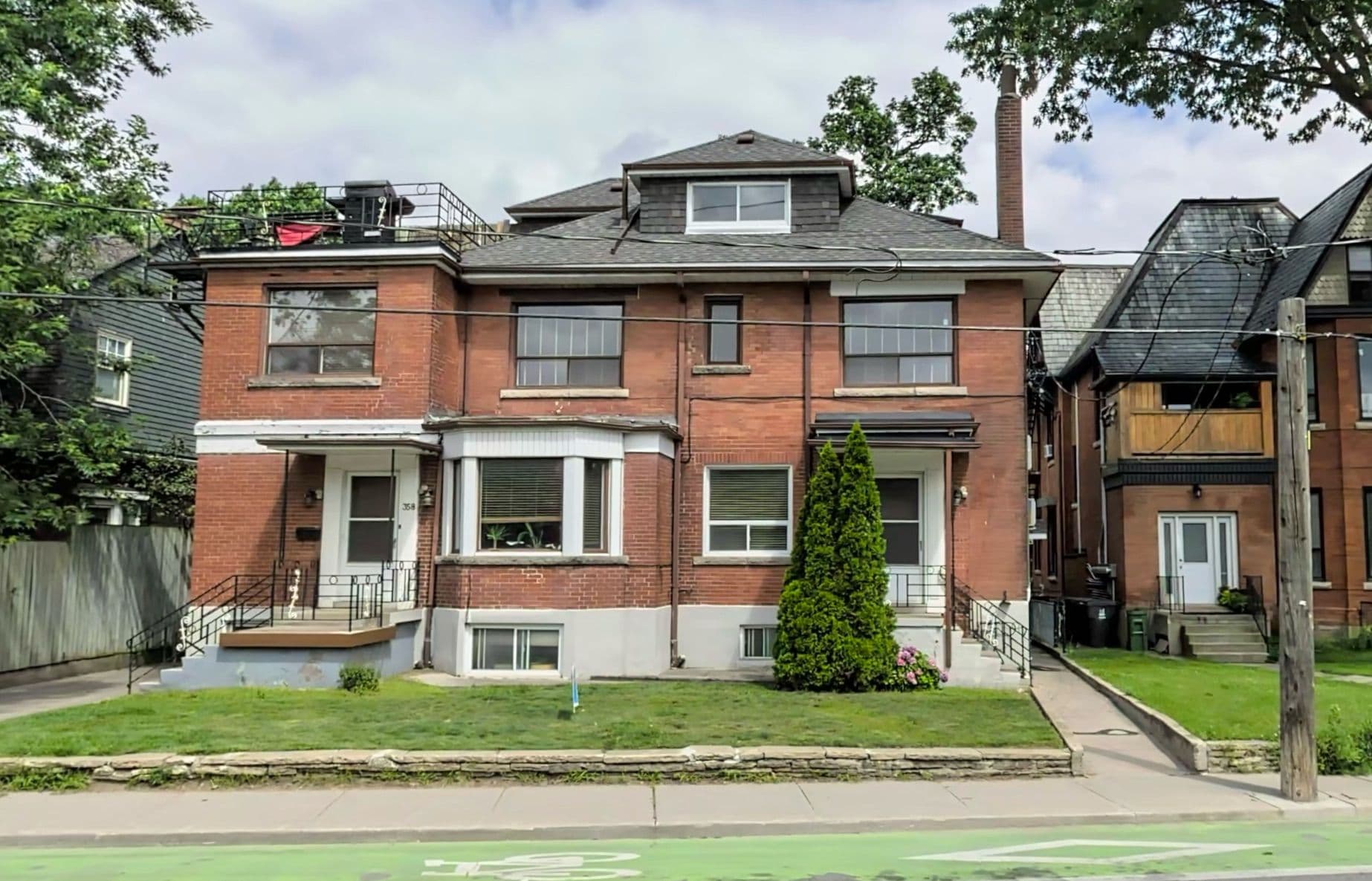 354 Annette Street 1, Toronto W02, ON M6P 1R5