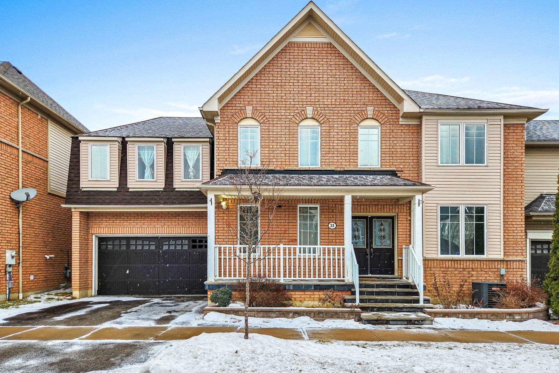 31 Seward Crescent, Ajax, ON L1Z 2C3