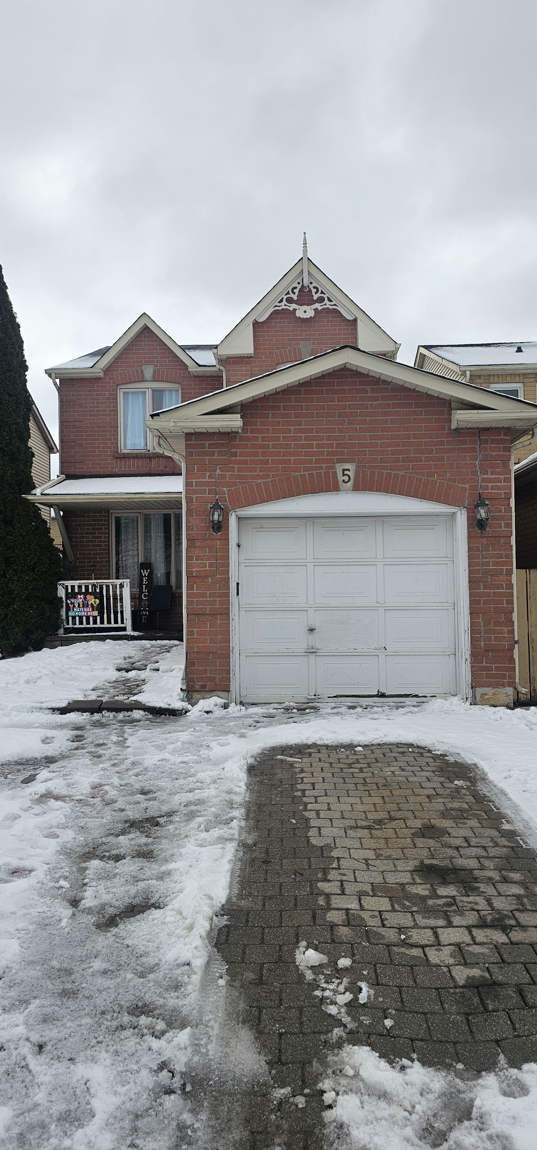 5 Yorkville Drive, Clarington, ON L1E 2A8