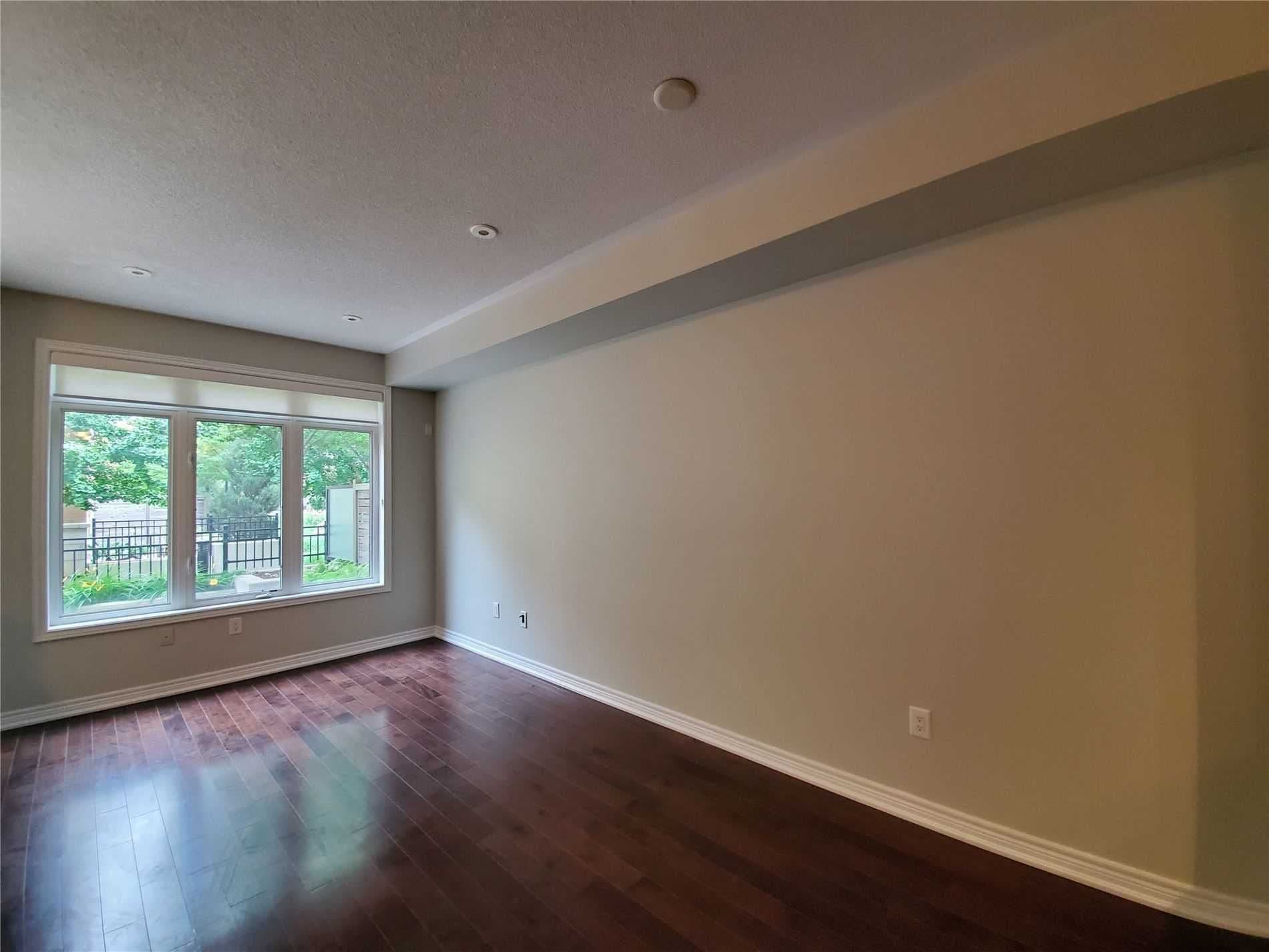 5 Greystone Walk Drive 611, Toronto E04, ON M1K 5J5