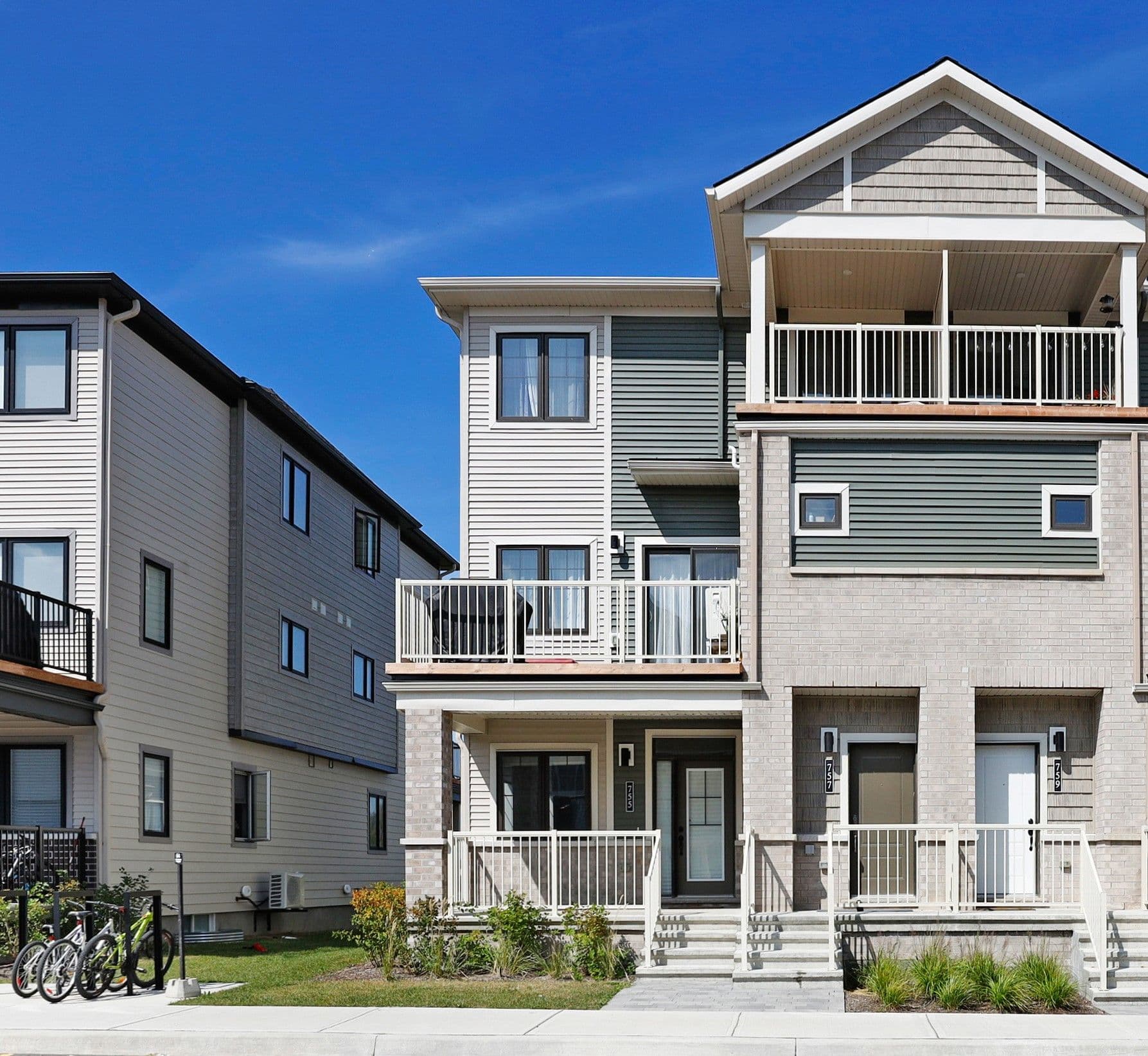 757 Chromite Private, Barrhaven, ON K2J 7J2