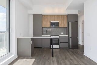 20 All Nations Drive 421, Brampton, ON L6S 6K9