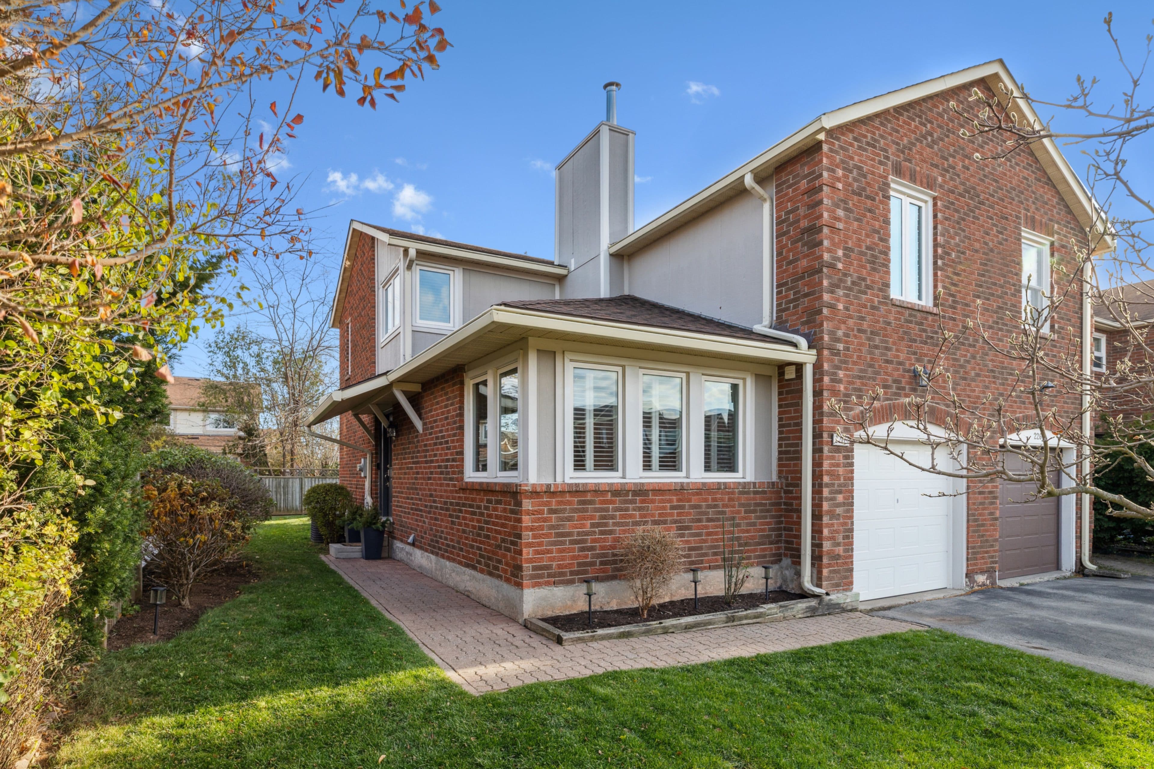 2269 Margot Street, Oakville, ON L6H 3M6