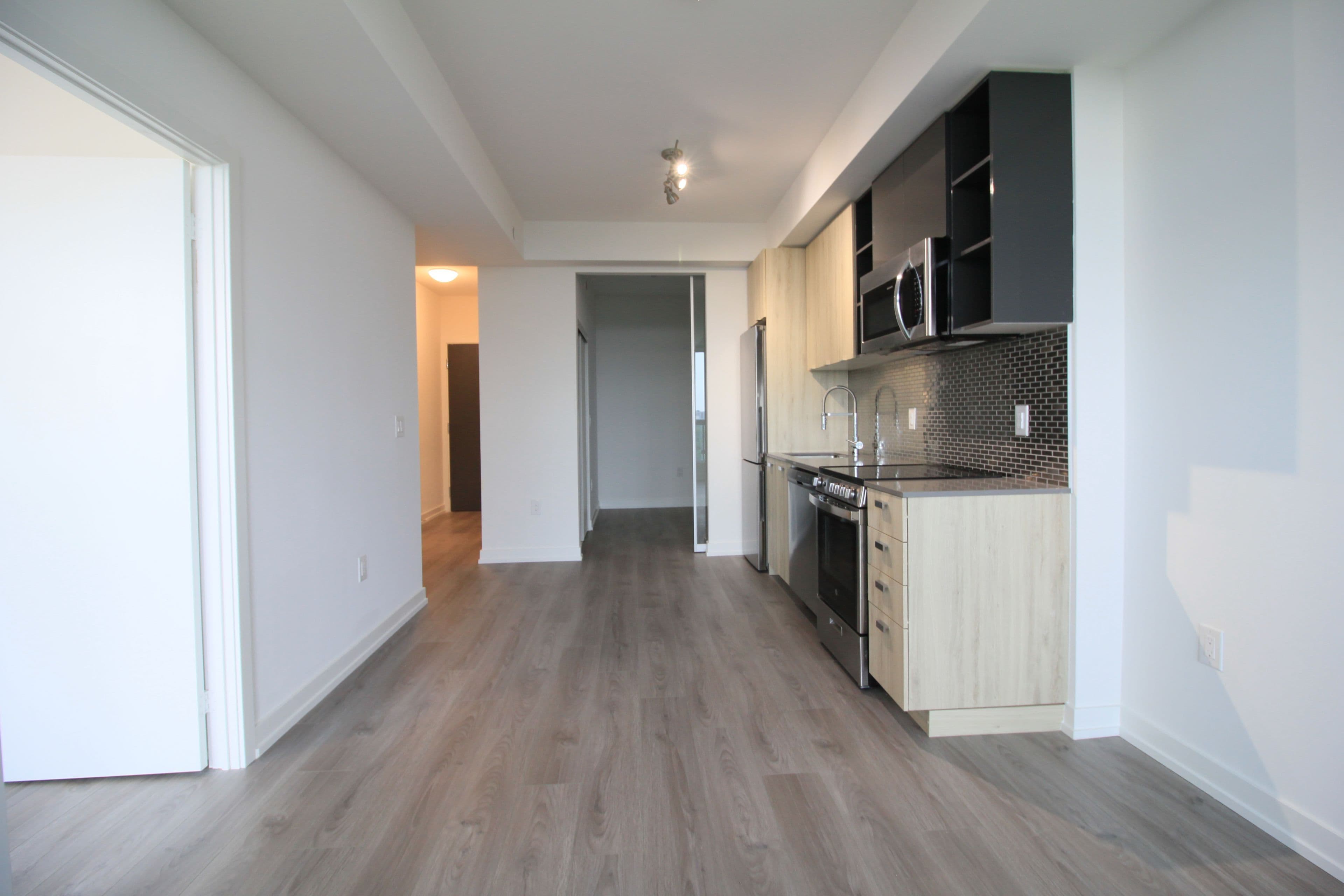 10 De Boers Drive 908, Toronto W05, ON M3N 0L6