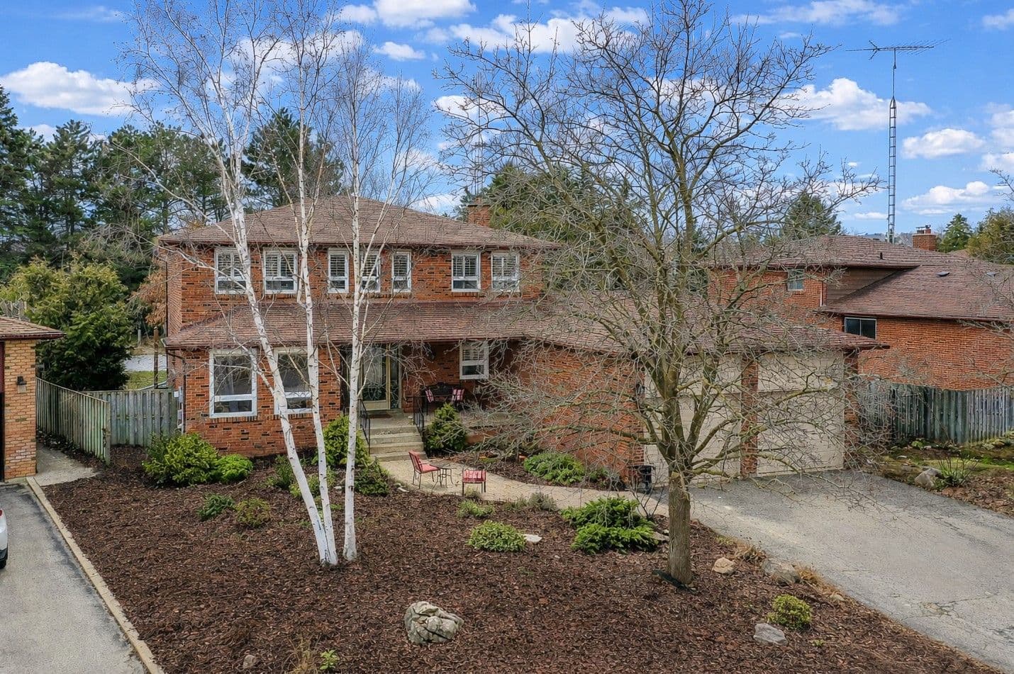 75 Marilyn Street, Caledon, ON L7C 1H7