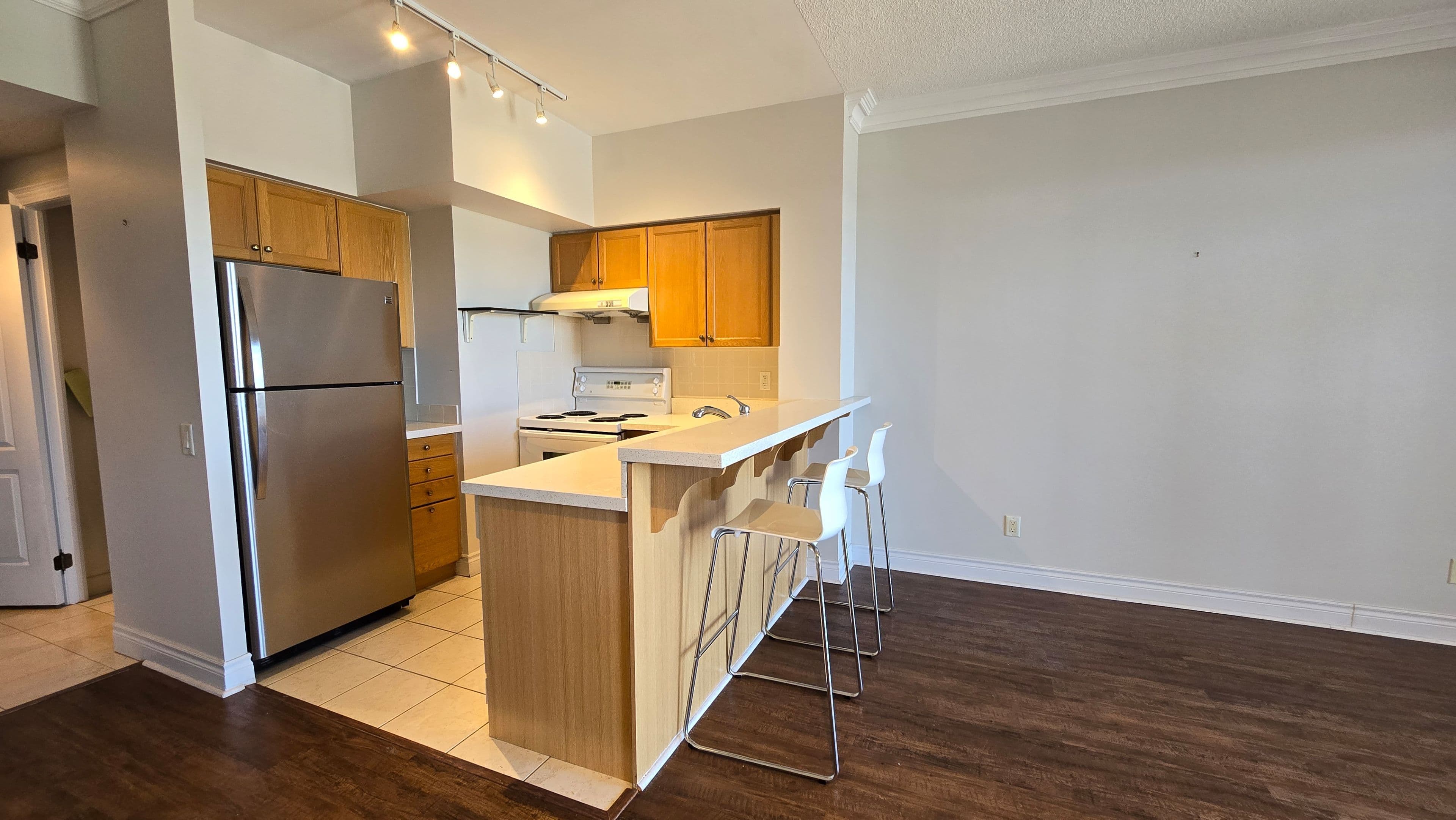 2 Clairtrell Road 1202, Toronto C14, ON M2N 7H5