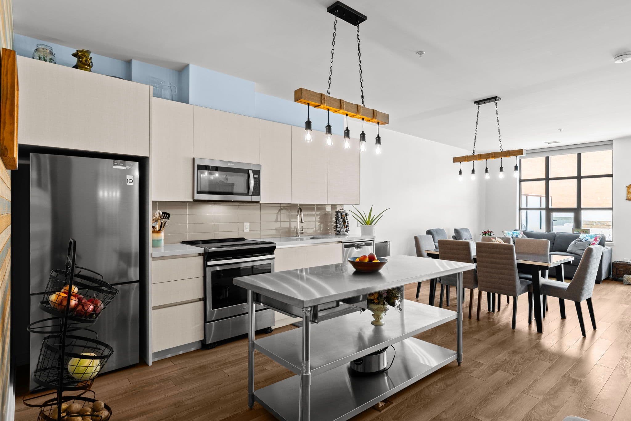 21 Matchedash Street S 203, Orillia, ON L3V 4W4