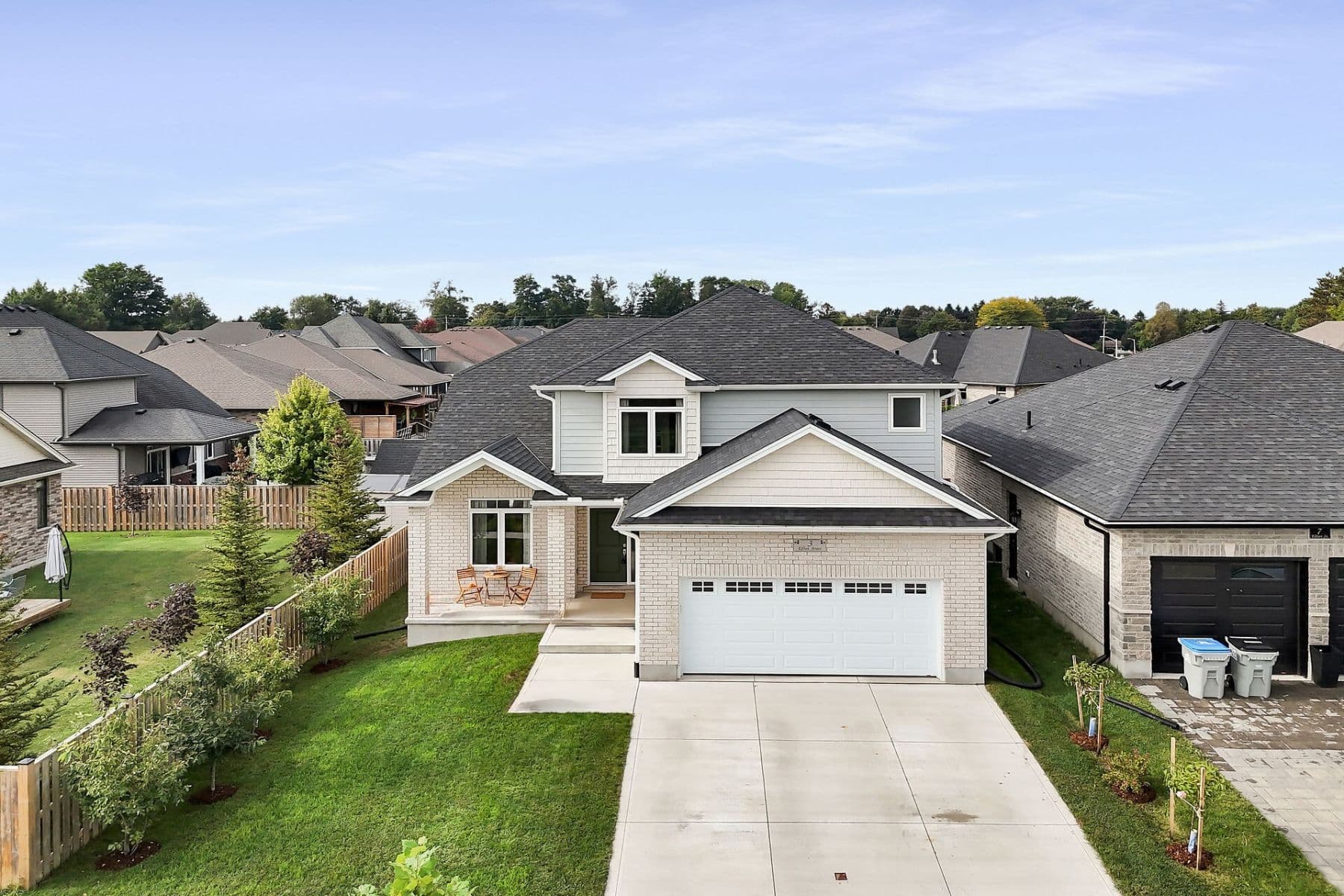 3 Elliot Street, Strathroy-Caradoc, ON N7G 0H2