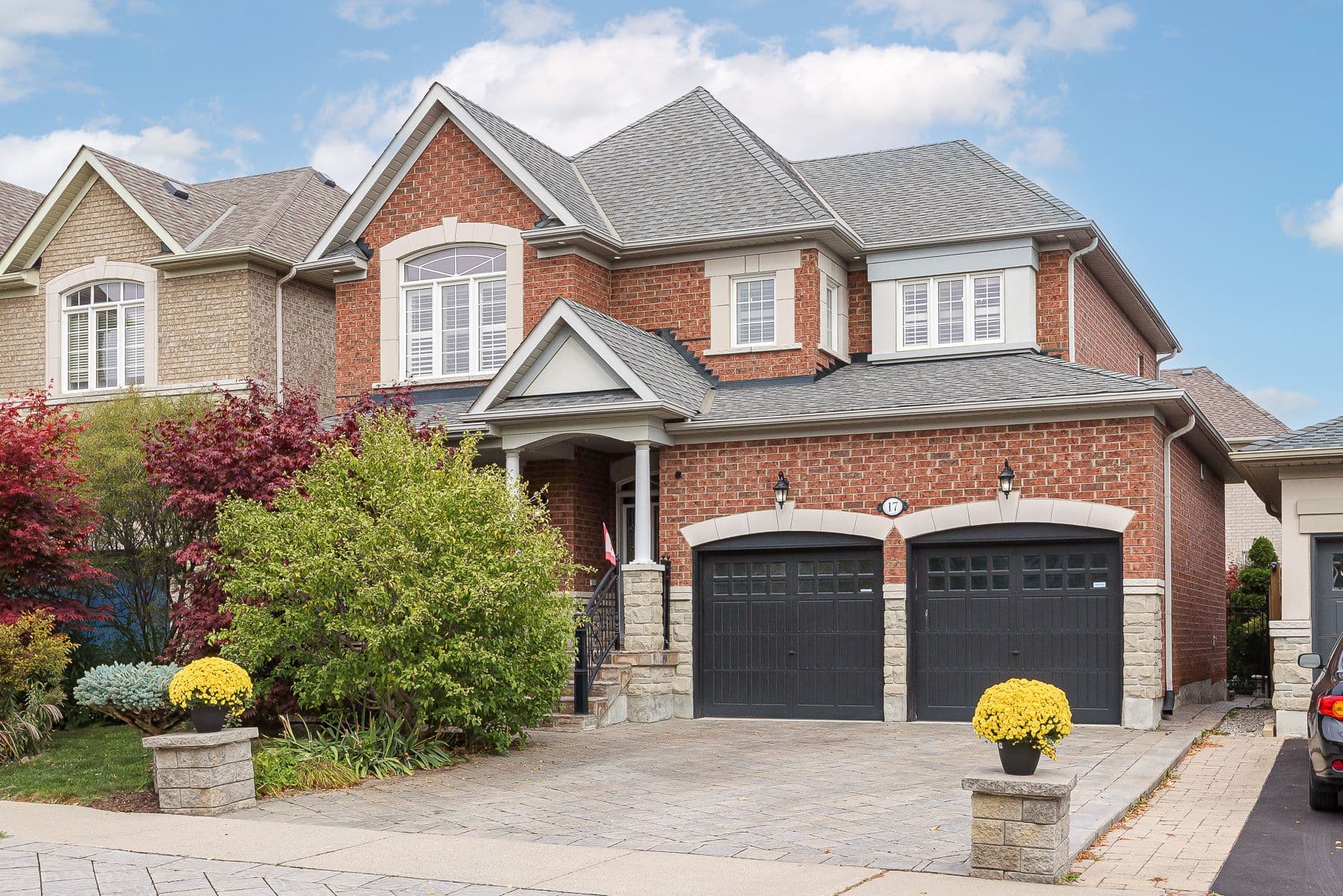 17 Hawkridge Trail, Brampton, ON L6P 2T5