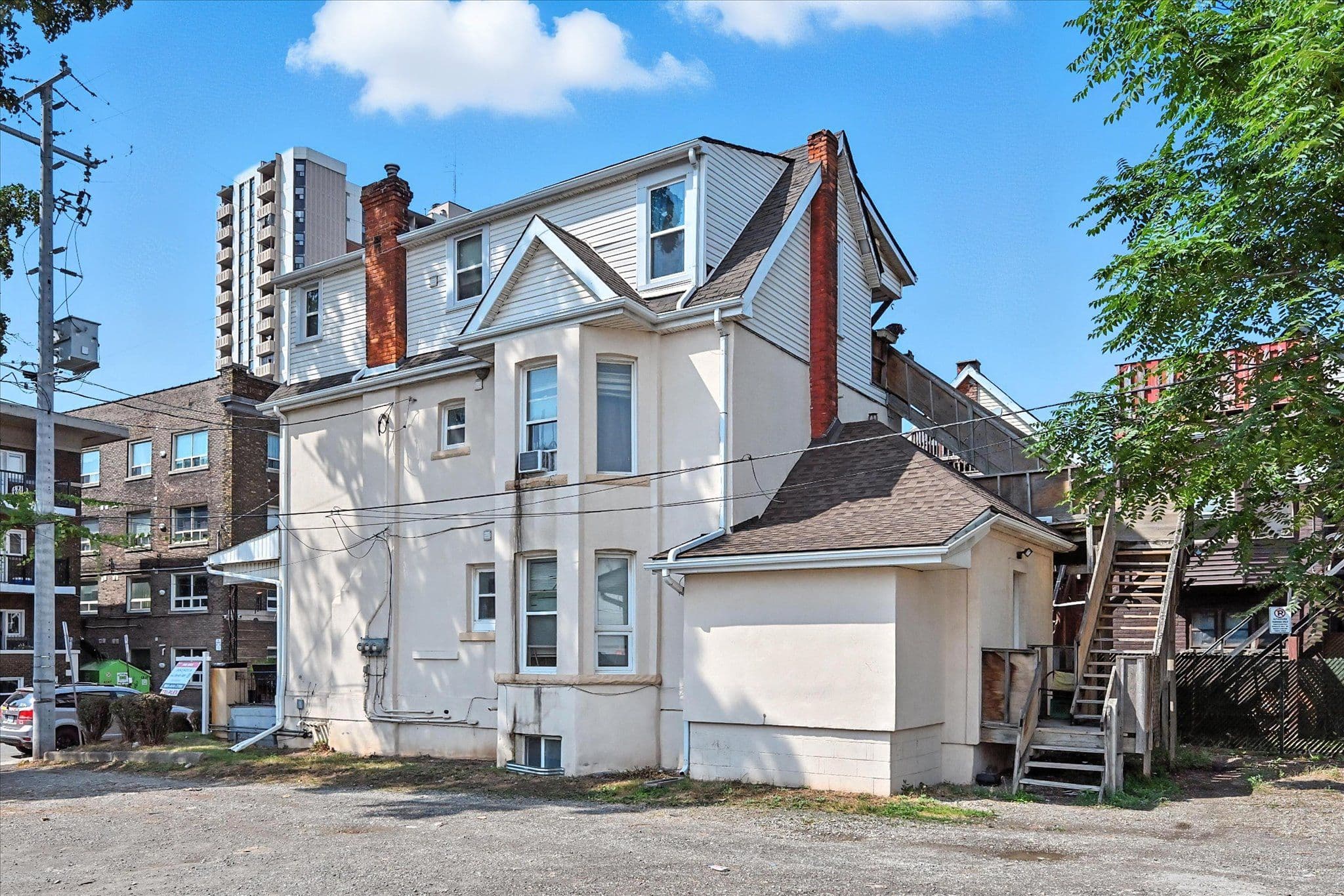 9 Tisdale Street S, Hamilton, ON L8N 2V8