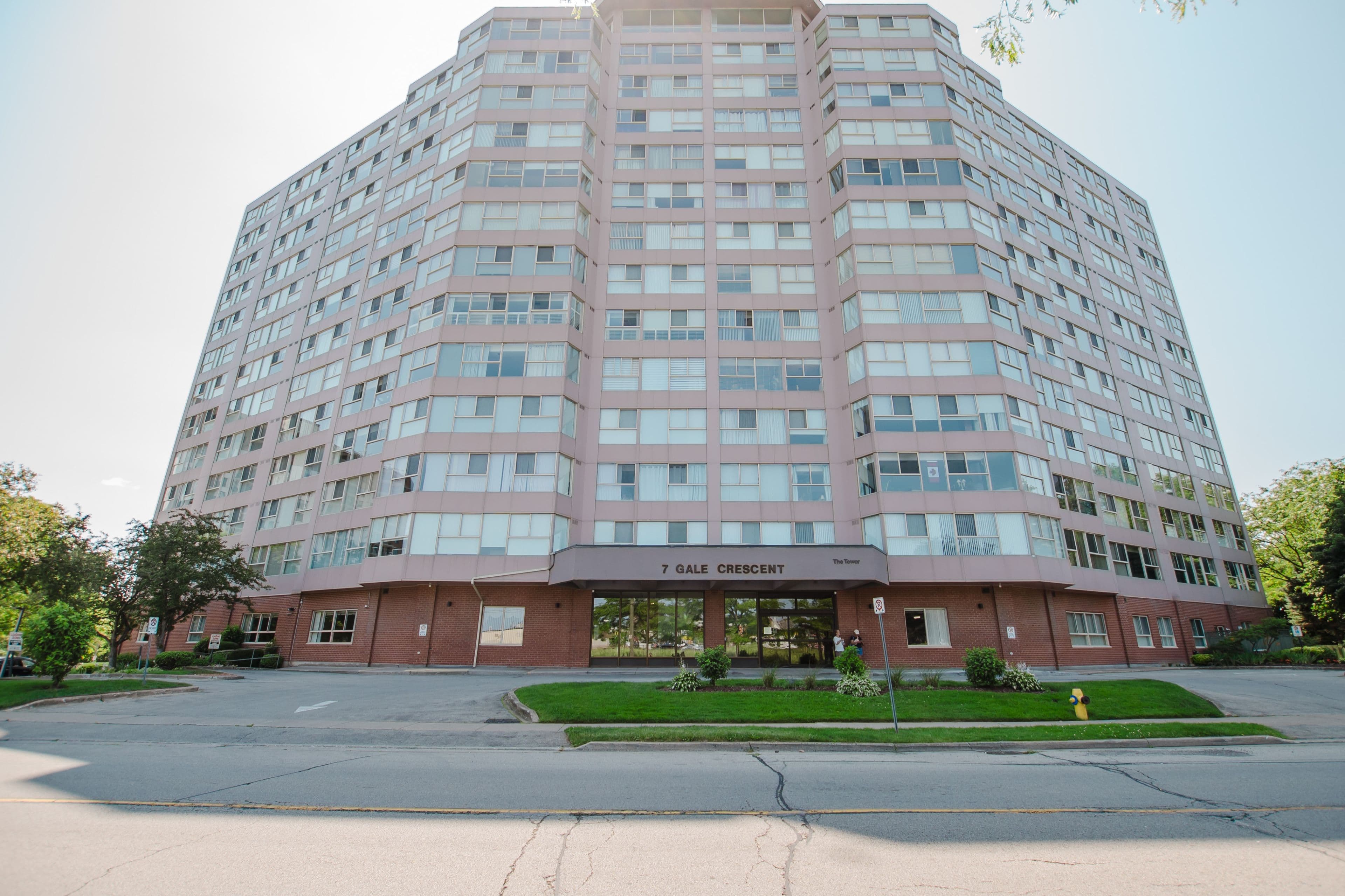 7 Gale Crescent 307, St. Catharines, ON L2R 7M8