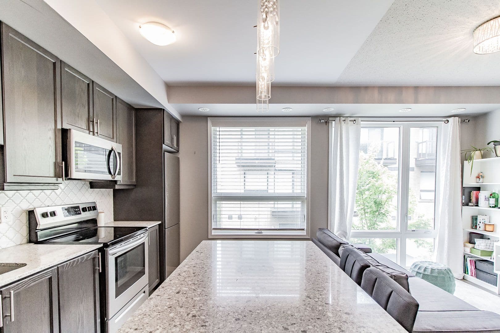 32 Fieldway Road 99, Toronto W08, ON M8Z 3L2