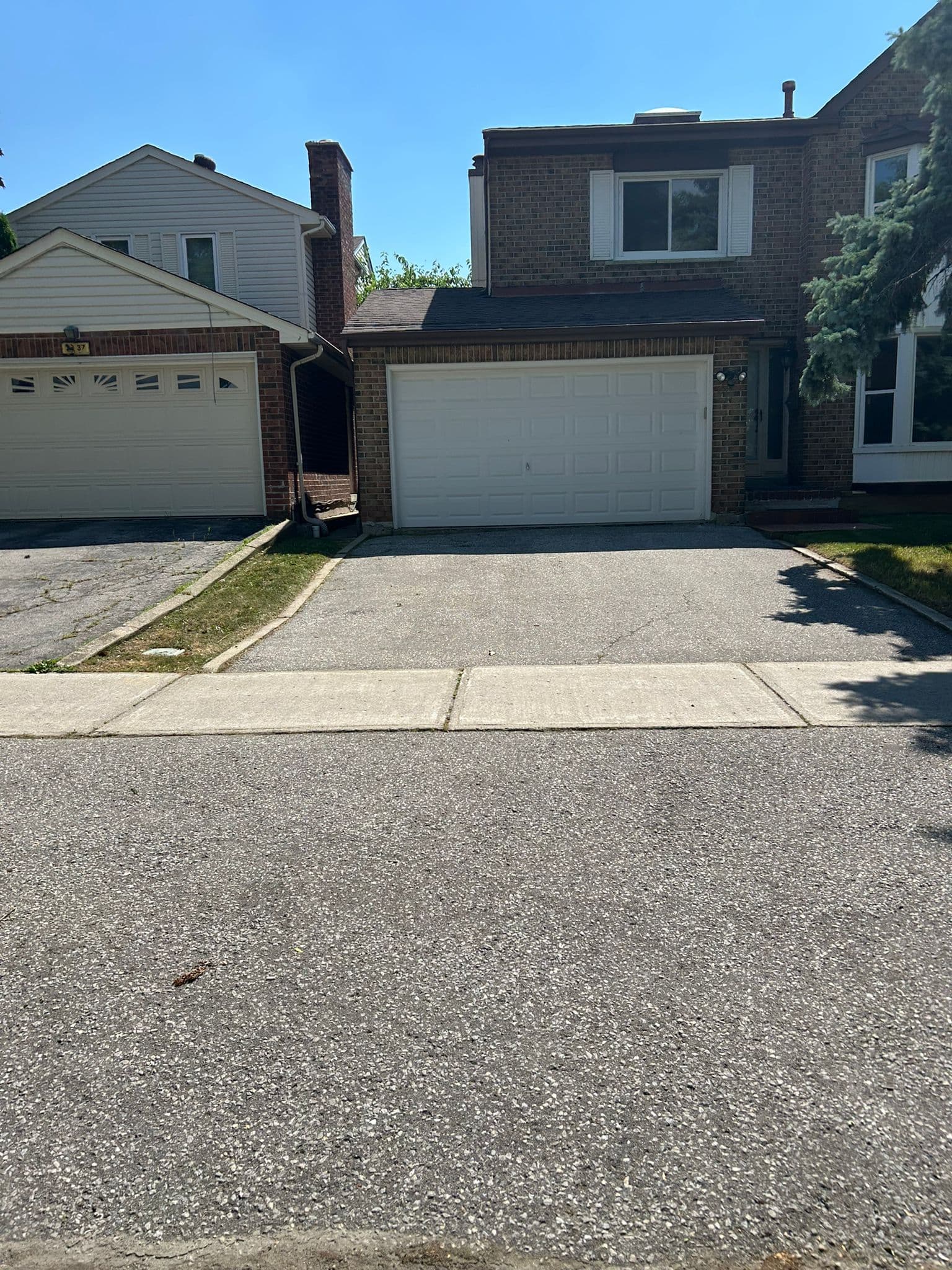 35 Wintermute Boulevard, Toronto E05, ON M1W 3M5