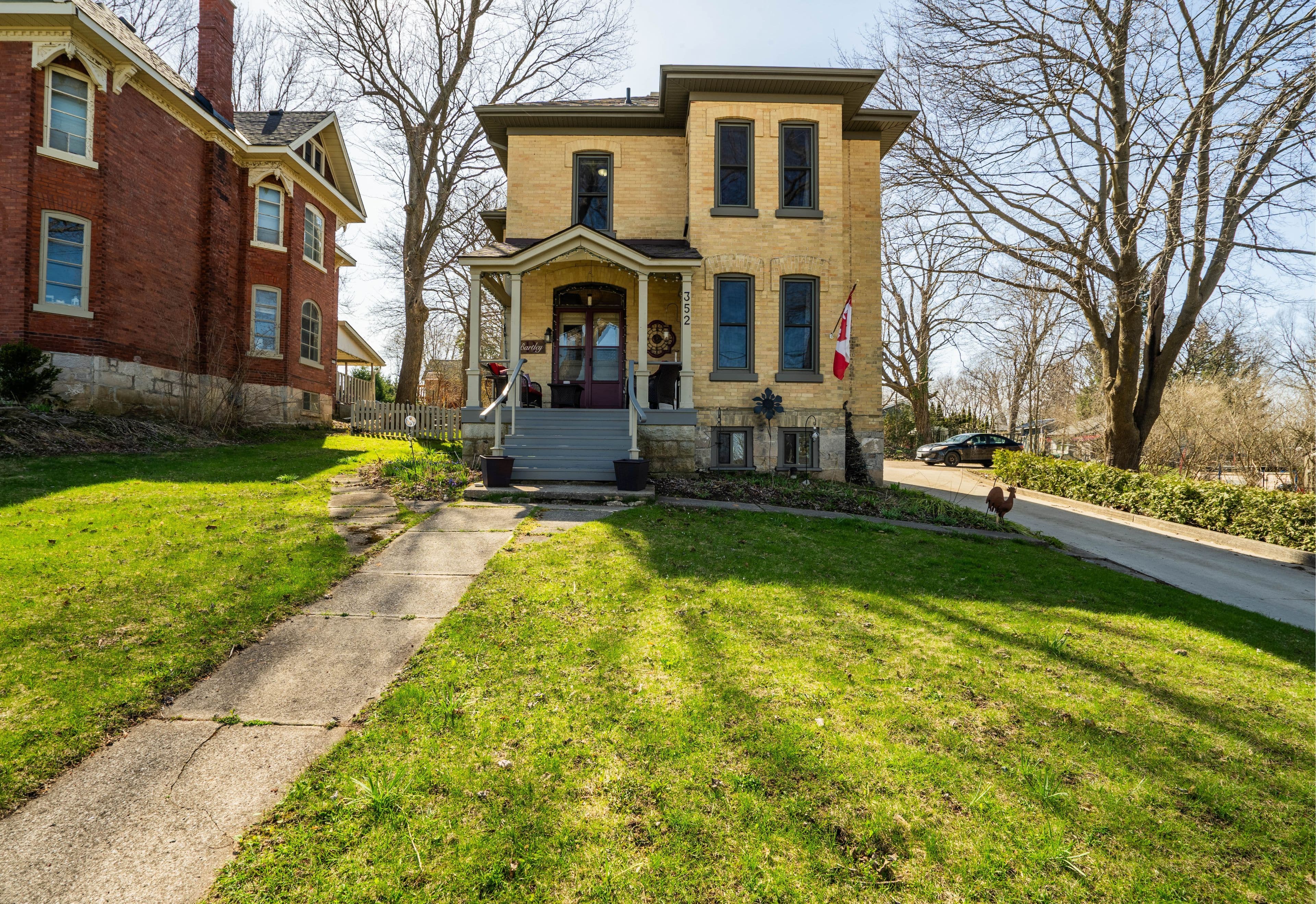 352 Berford Street, South Bruce Peninsula, ON N0H 2T0