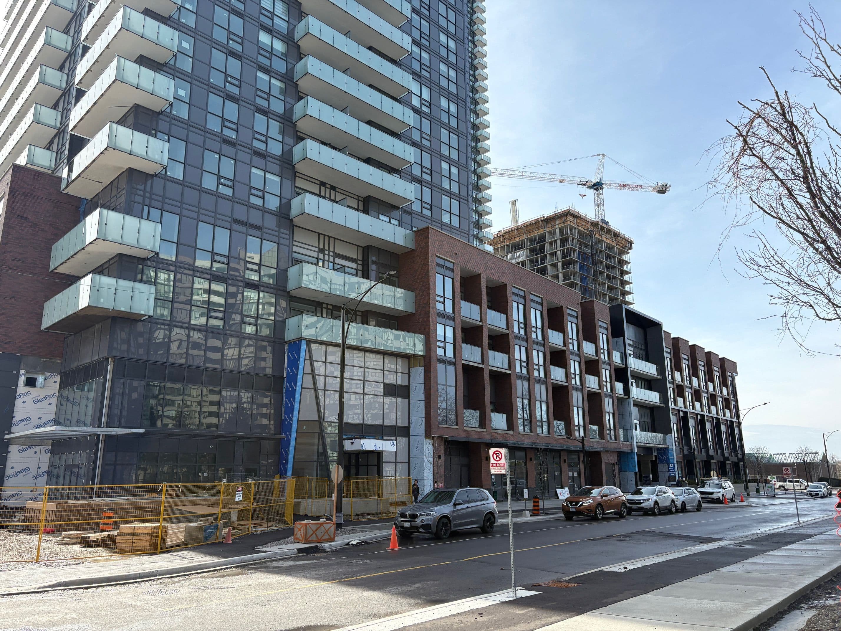 430 Square One Drive 202, Mississauga, ON L5B 0L6