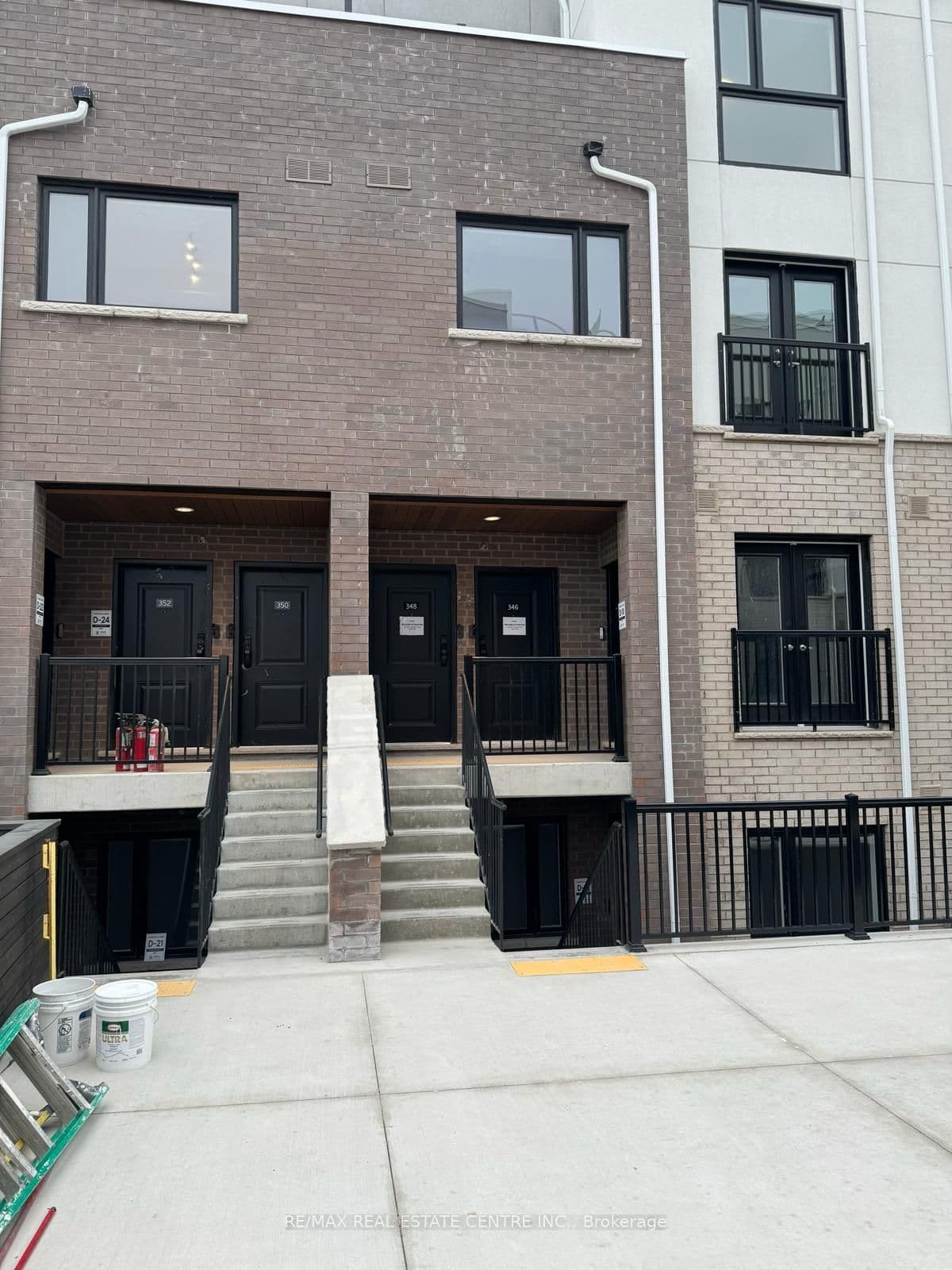 349 Wheat Boom Drive 346, Oakville, ON L6H 7X5