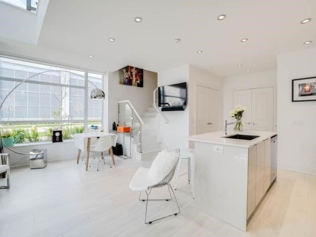 80 Marine Parade Drive WL08, Toronto W06, ON M8V 0A3