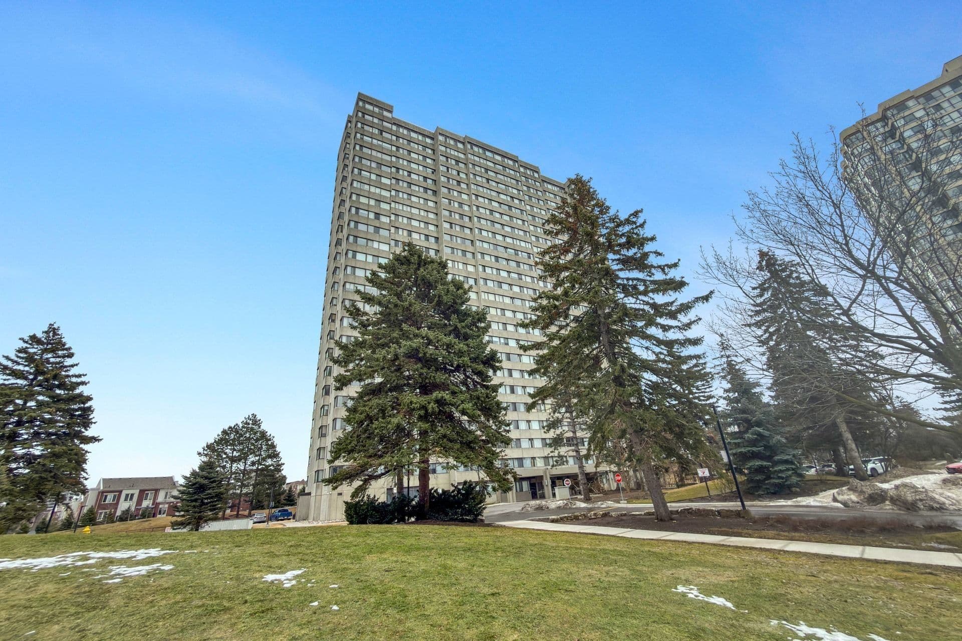 133 Torresdale Avenue 902, Toronto C07, ON M2R 3T2