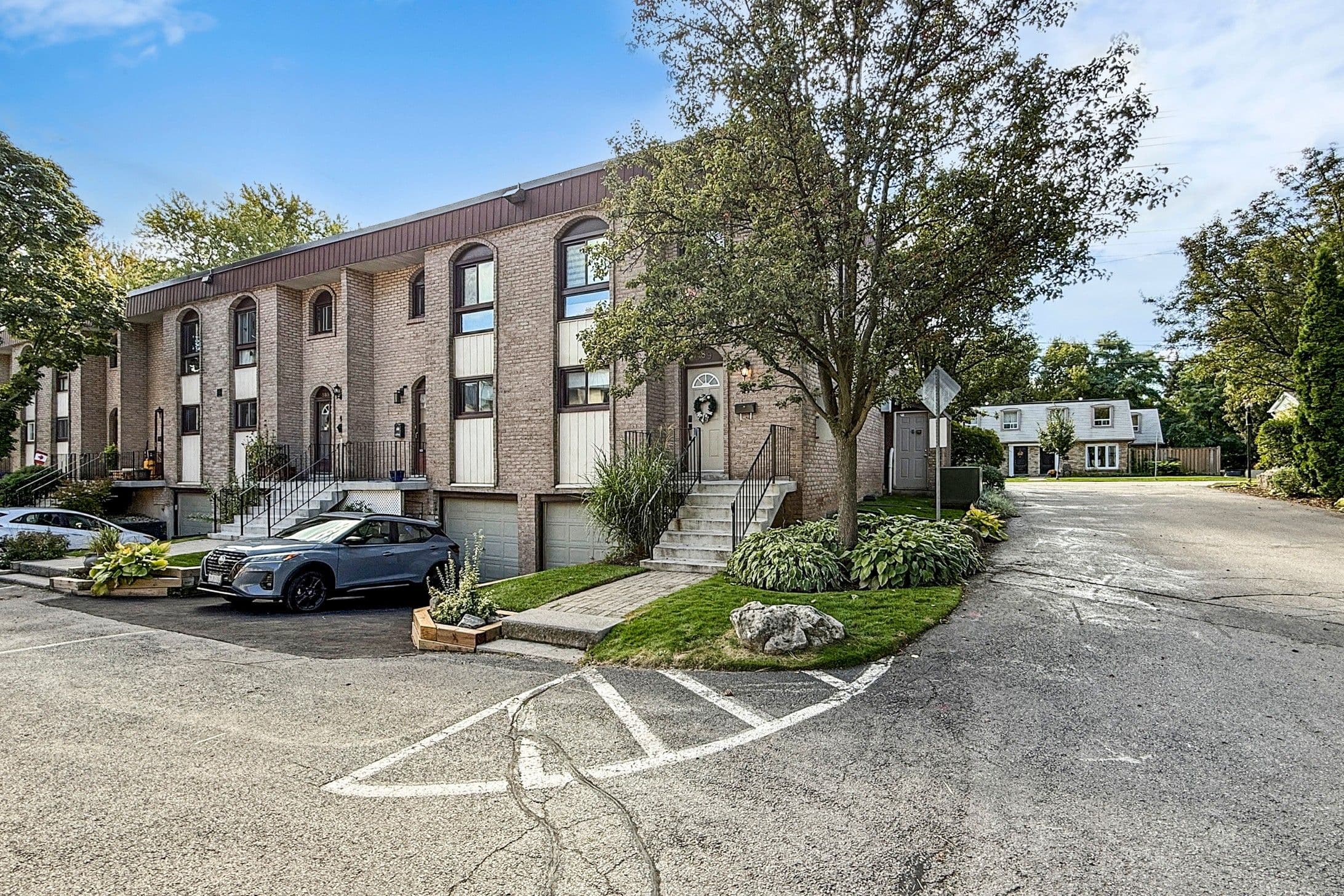 589 FRANCIS Road E, Burlington, ON L7T 3X6