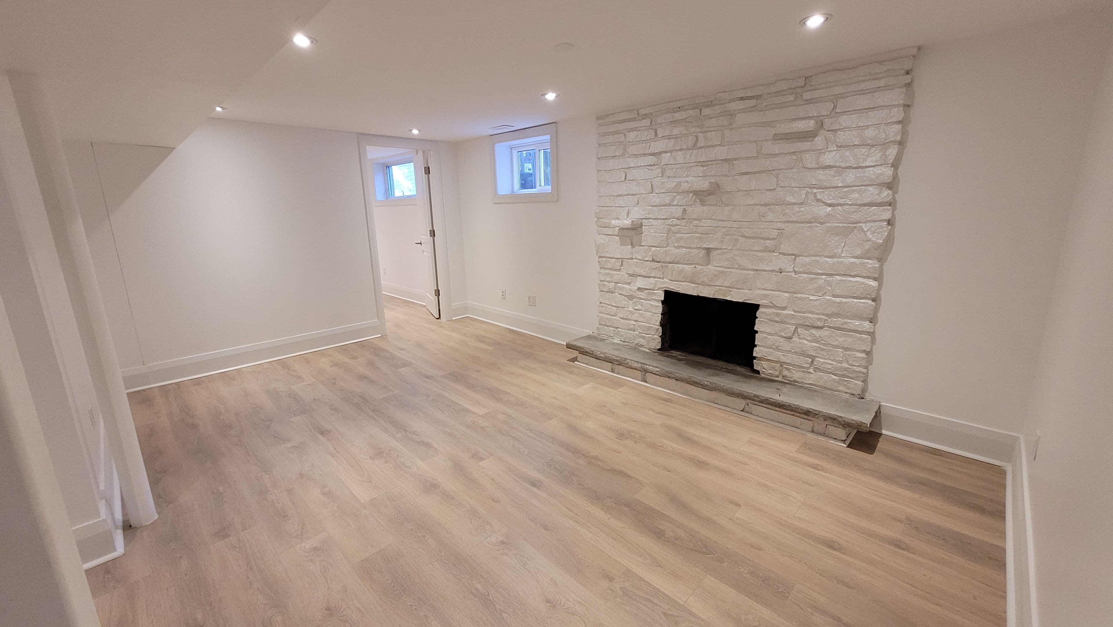 43 Edinburgh Drive, Toronto C07, ON M3H 1B5