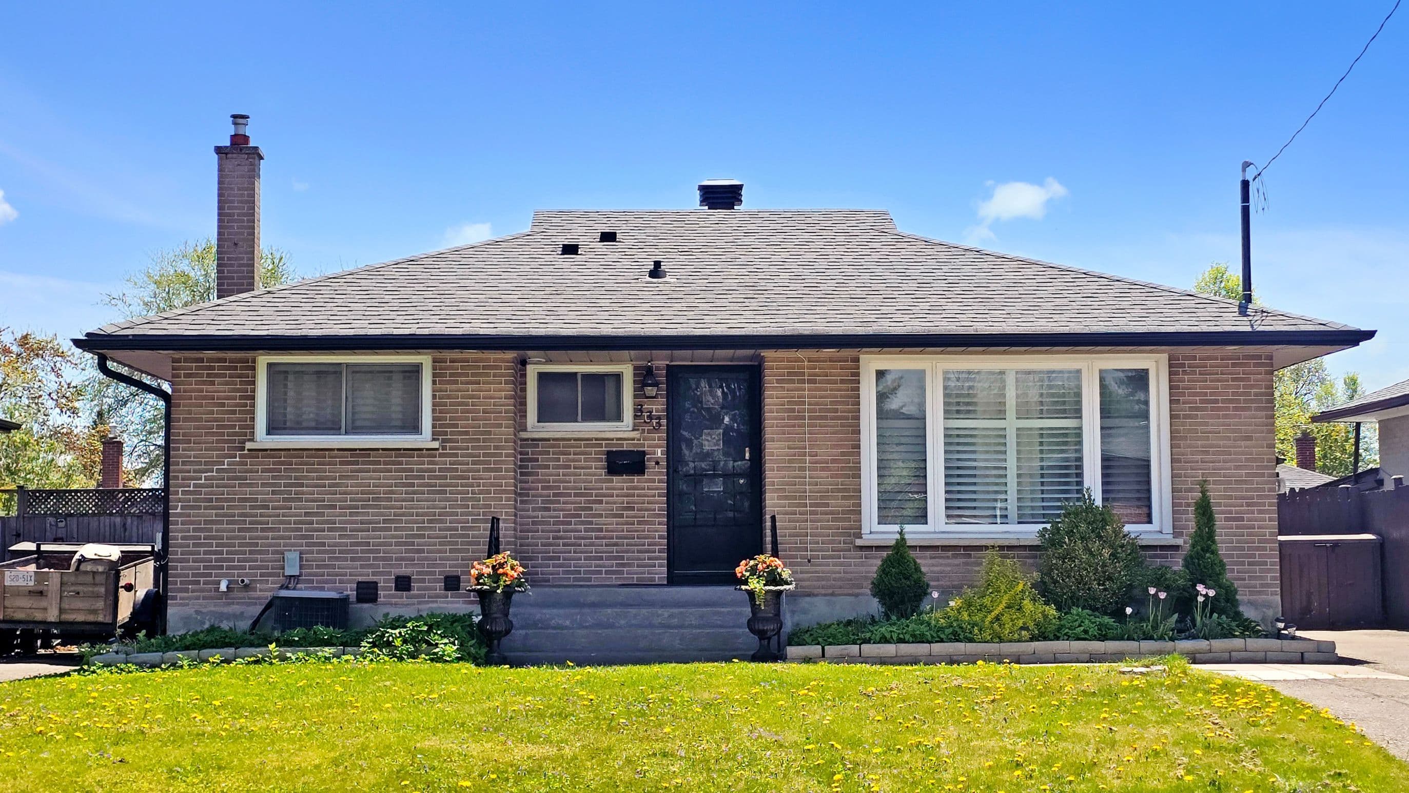 333 Ridgeway Avenue, Oshawa, ON L1J 2T9