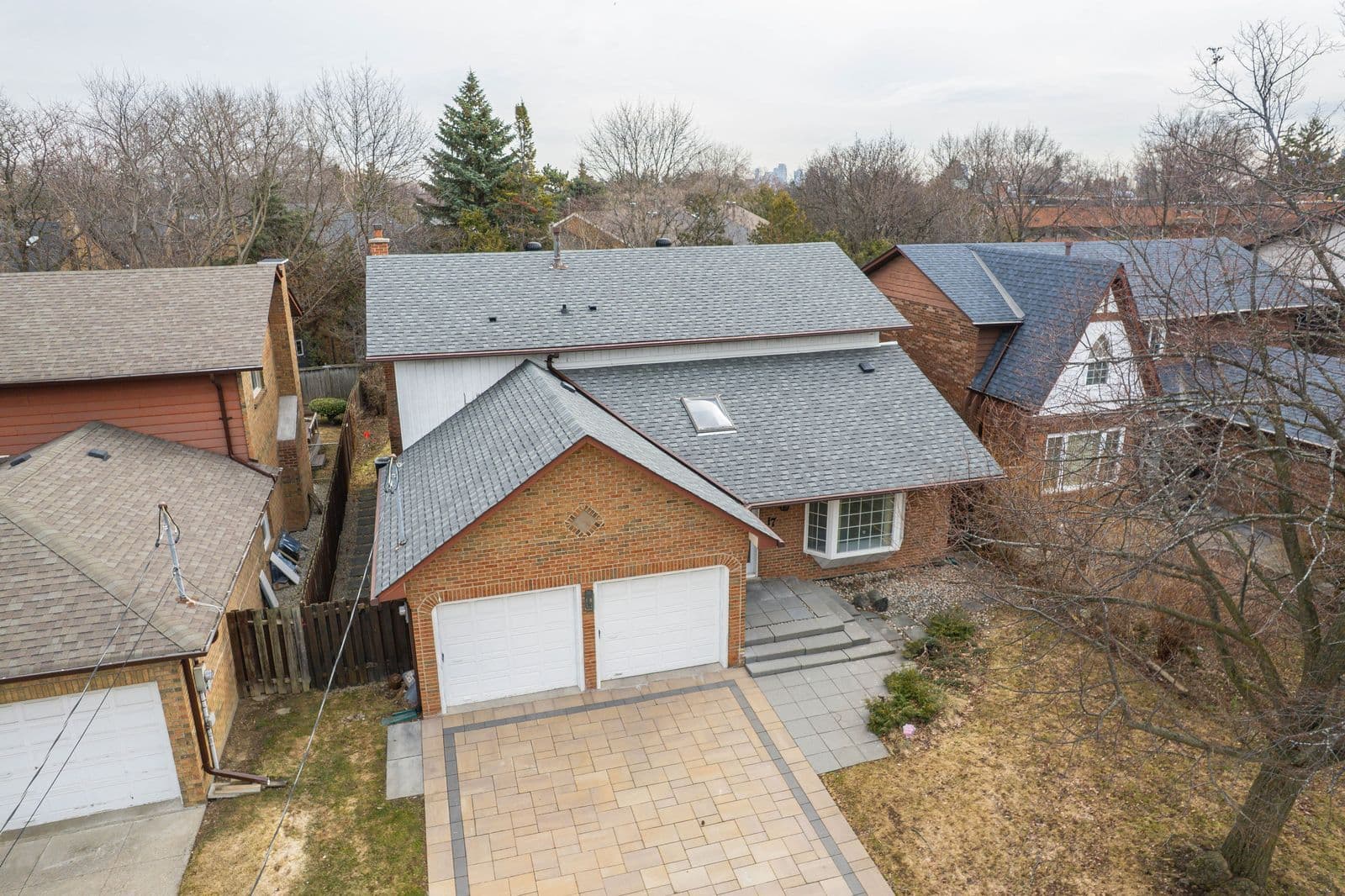 17 Lawnview Drive, Toronto C14, ON M2N 5J9