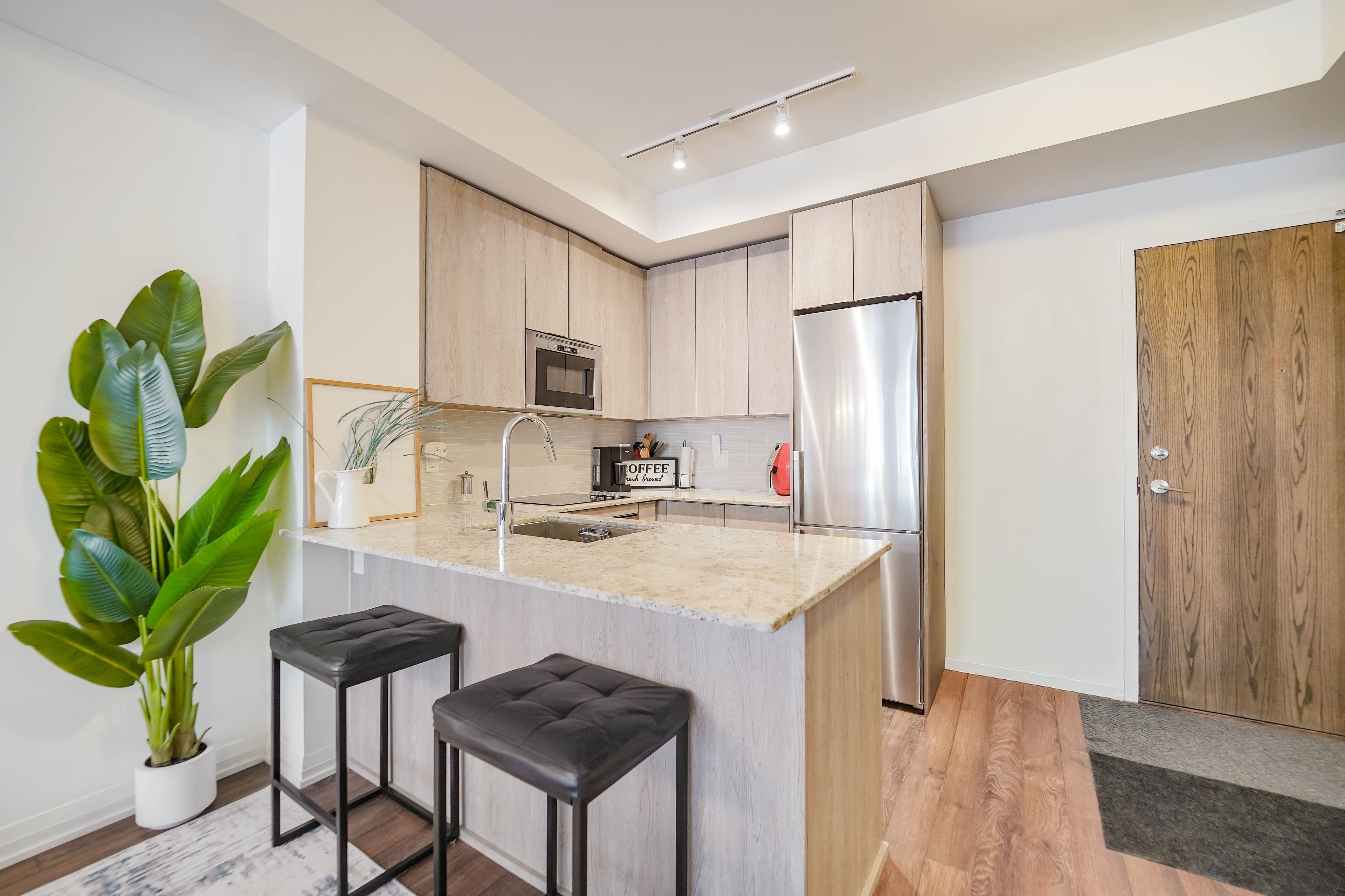 99 Eagle Rock Way 229, Vaughan, ON L6A 5A7