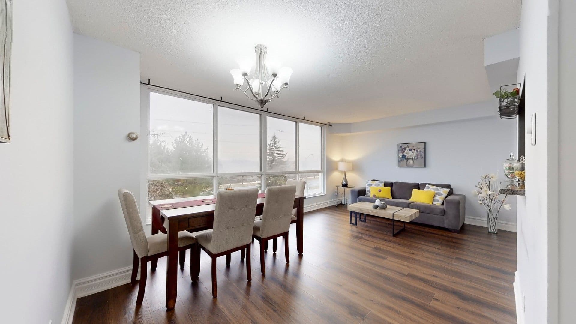 2901 Kipling Avenue 307, Toronto W10, ON M9V 5E5